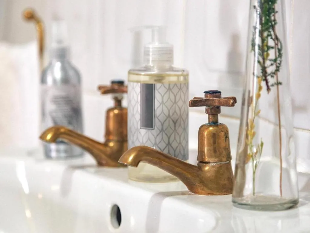 Bathroom in Portland Manor