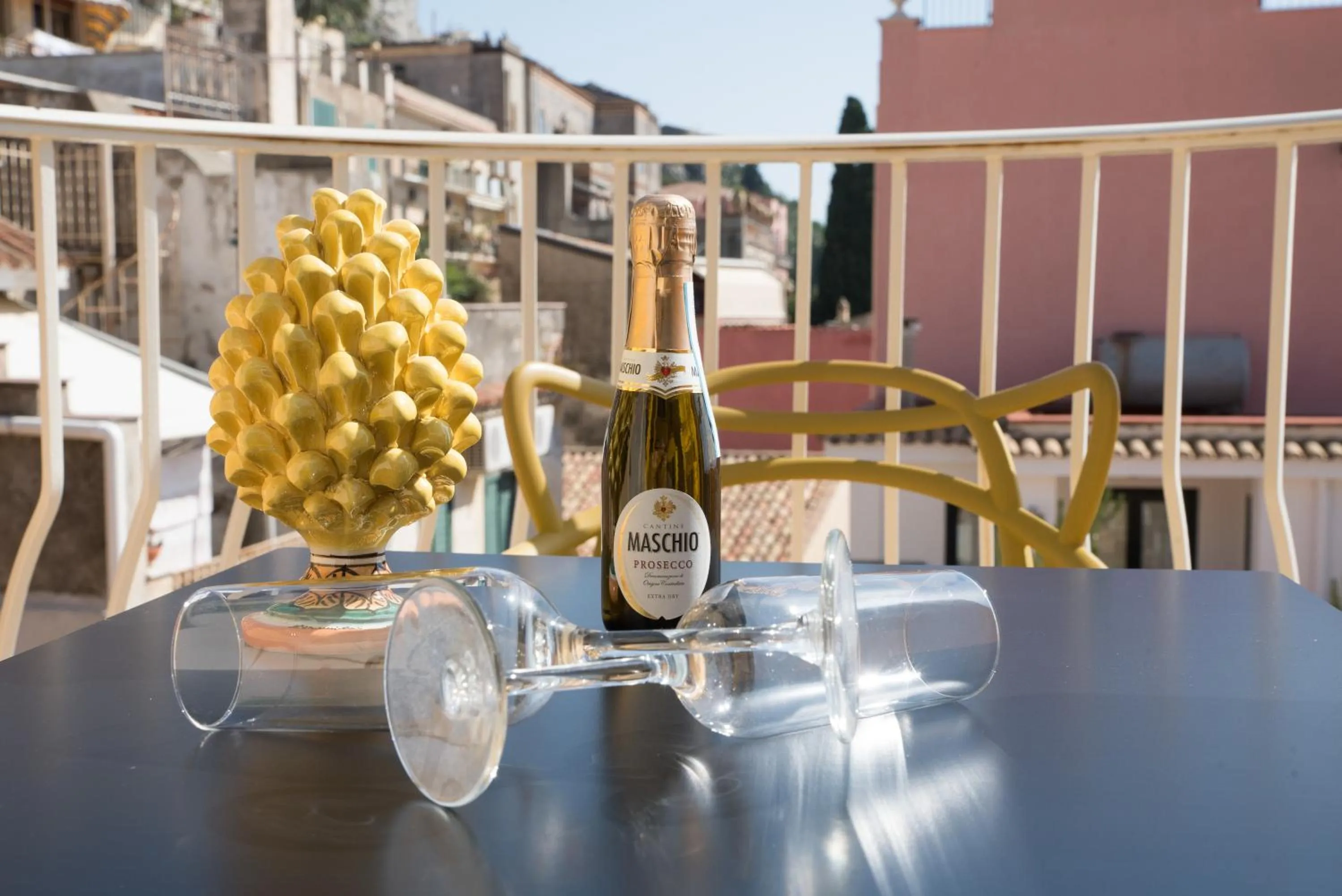 Drinks in Casa Turrisi