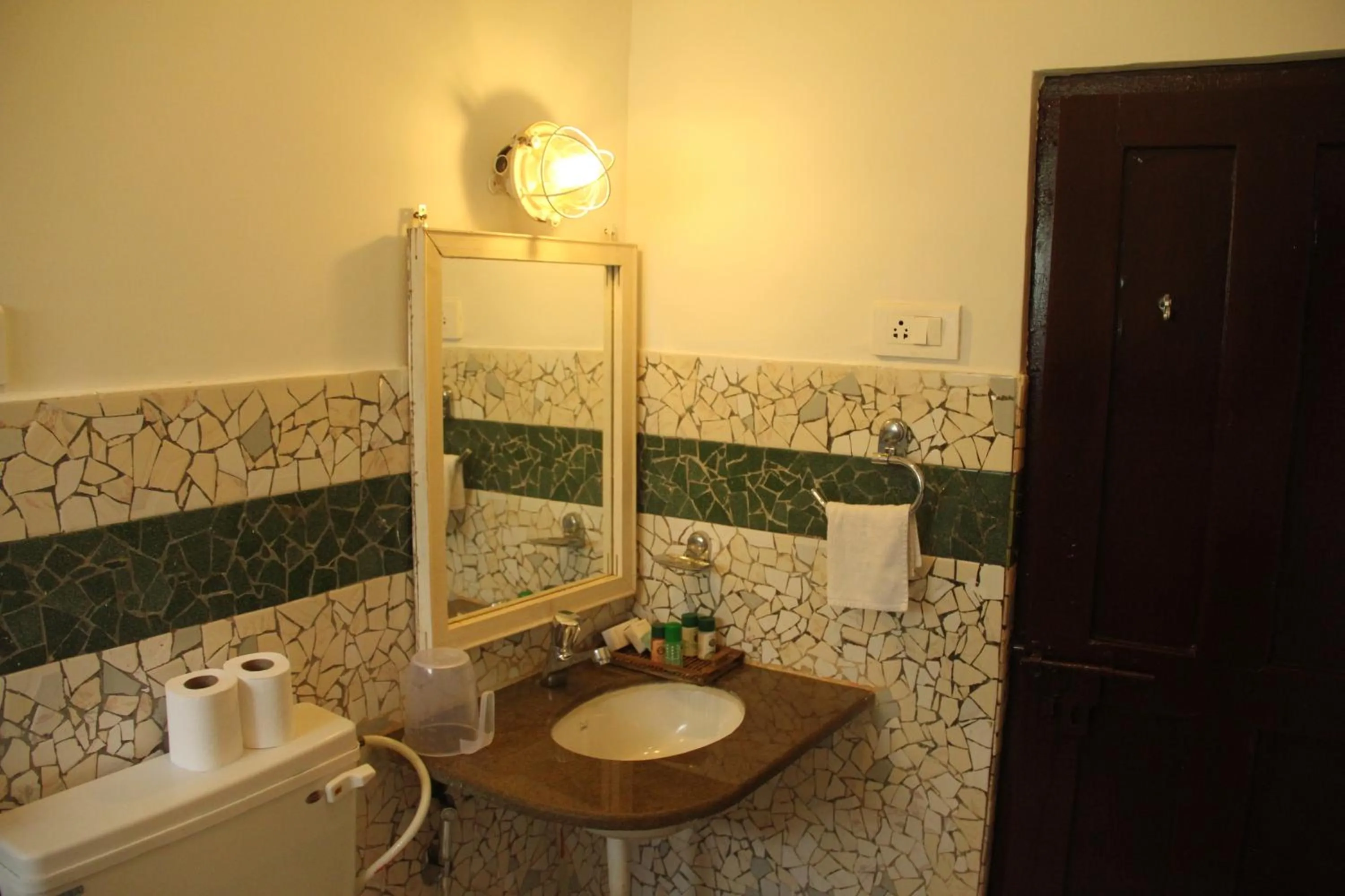 Bathroom in WelcomHeritage Panjim Pousada