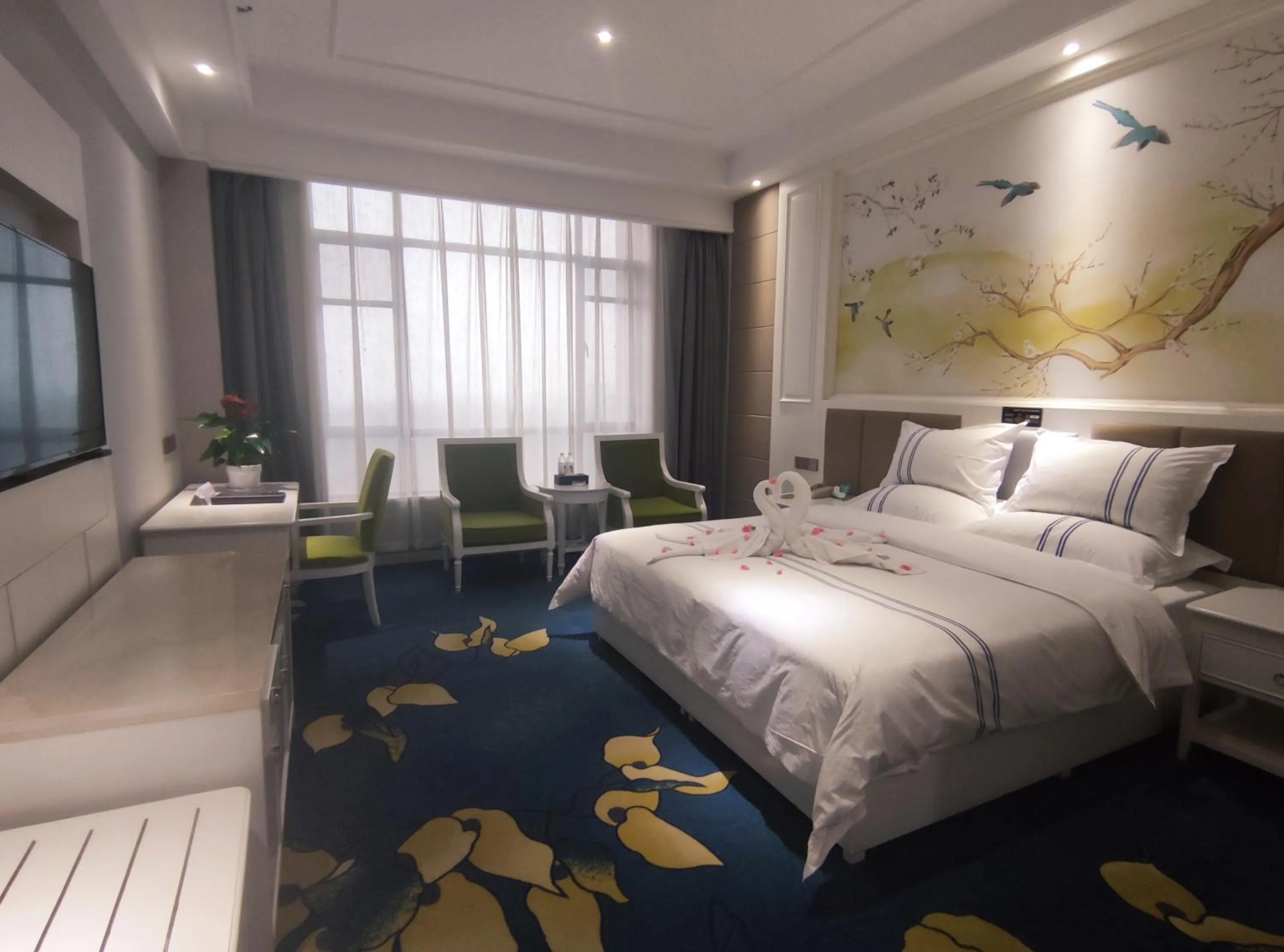 Photo of the whole room in Huashan Xinghe International Hotel