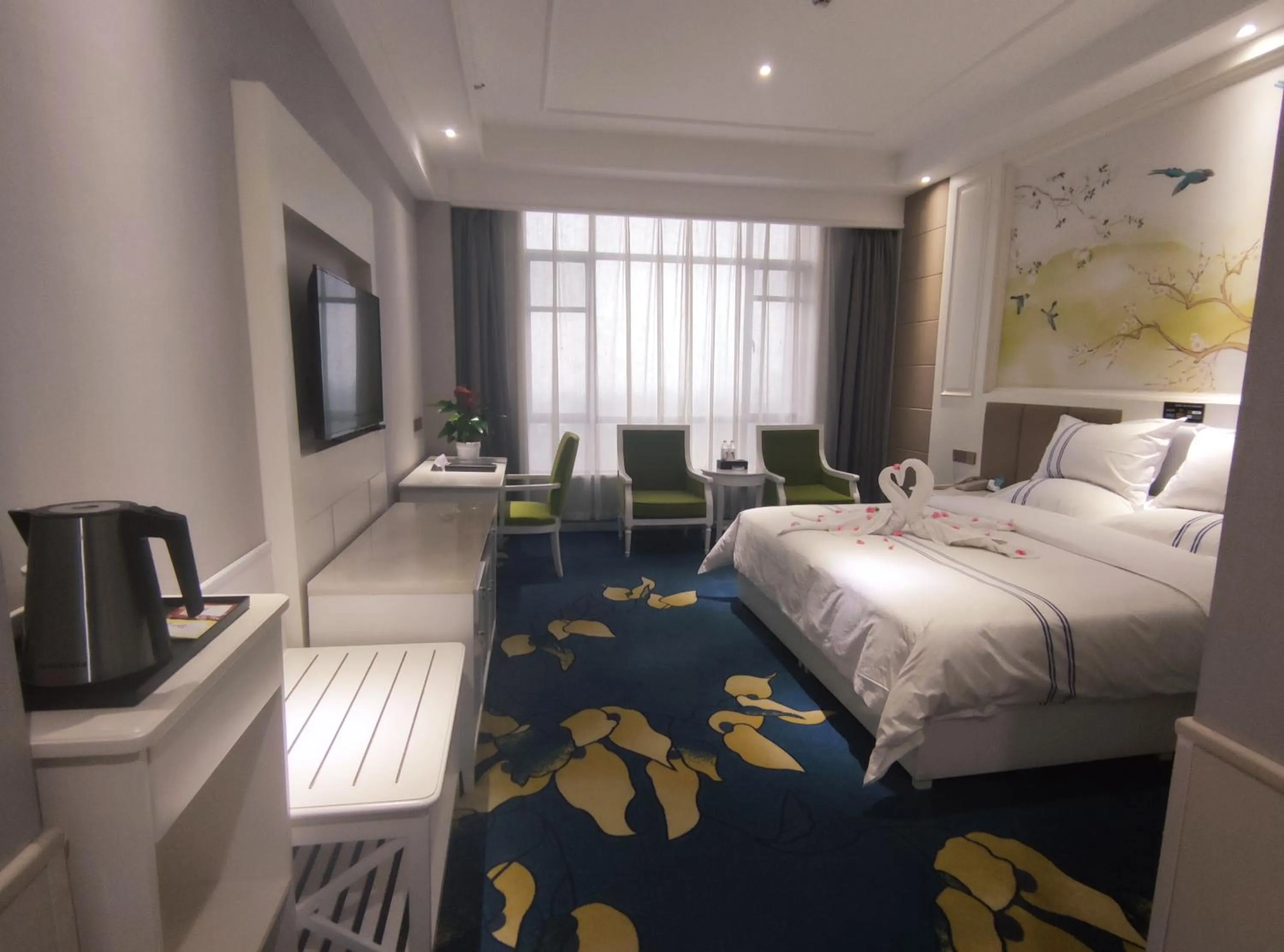 Photo of the whole room in Huashan Xinghe International Hotel