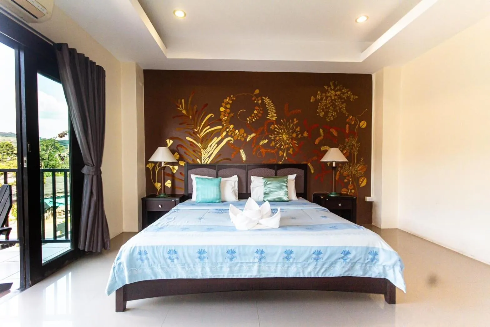 Photo of the whole room, Bed in Coco Nori at Sea Hotel