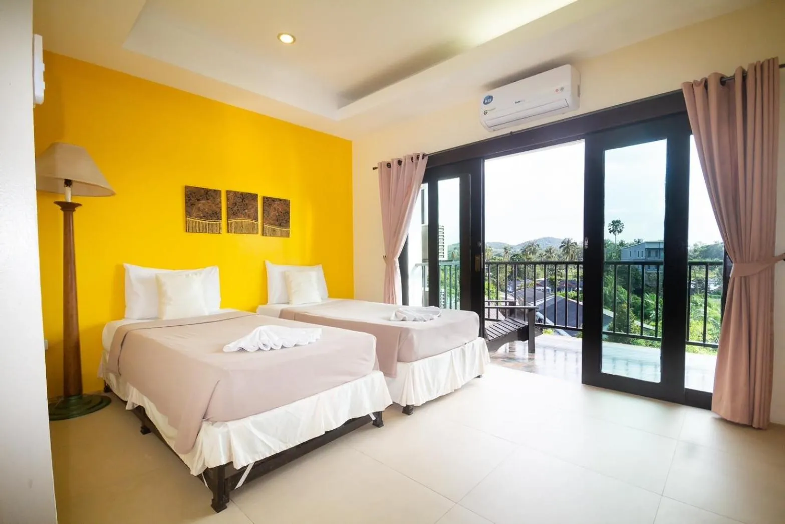 Photo of the whole room, Bed in Coco Nori at Sea Hotel