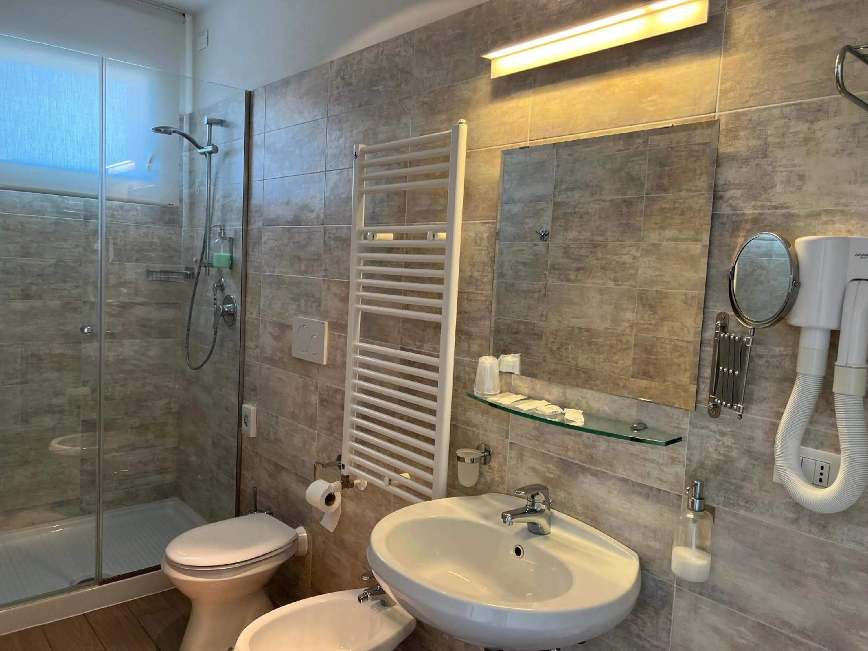 Bathroom in Hotel Riva e Mare