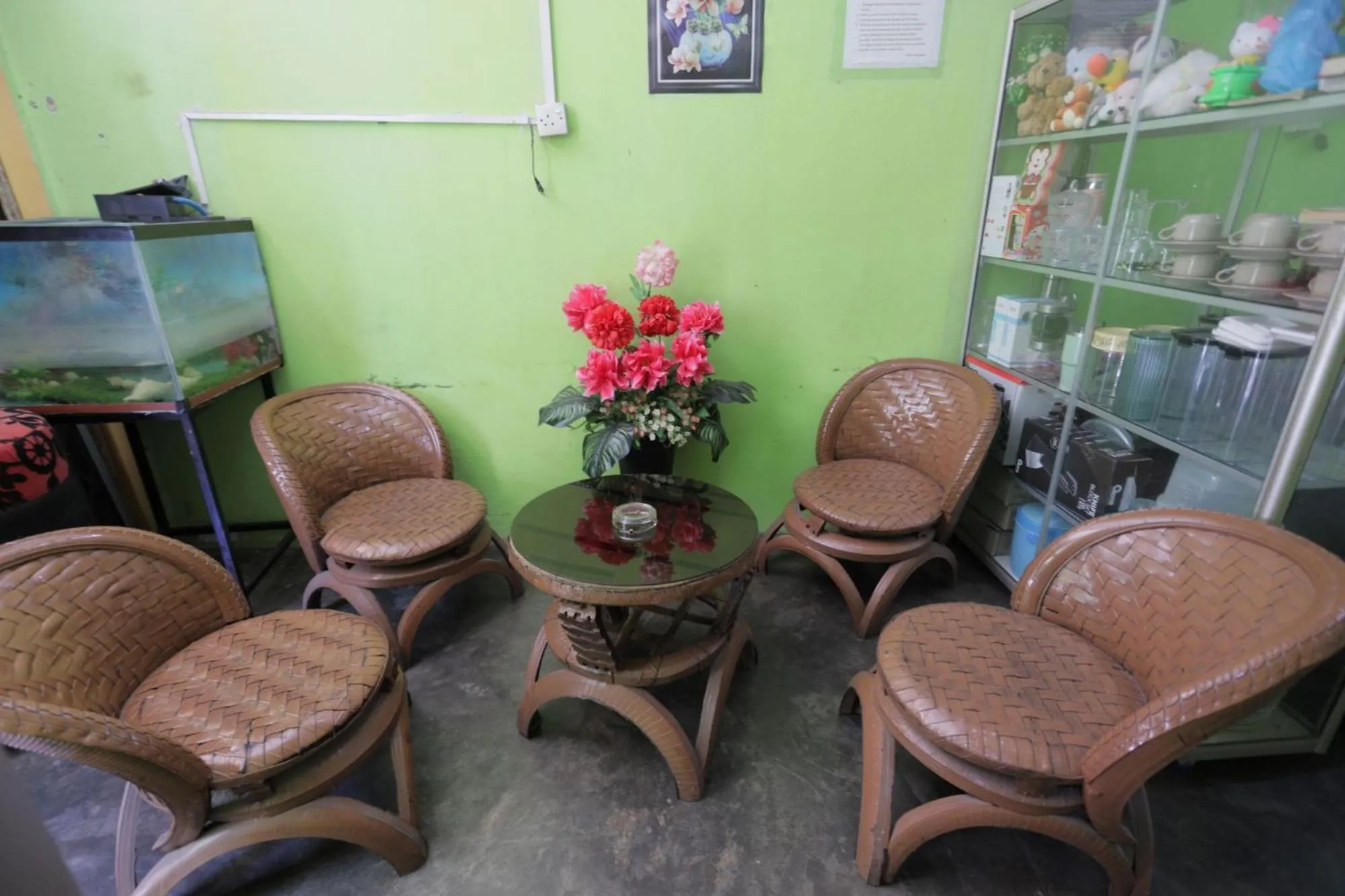 Lobby or reception in Hotel O Penginapan Mak YesNearTaman Buluh Hang Tuah