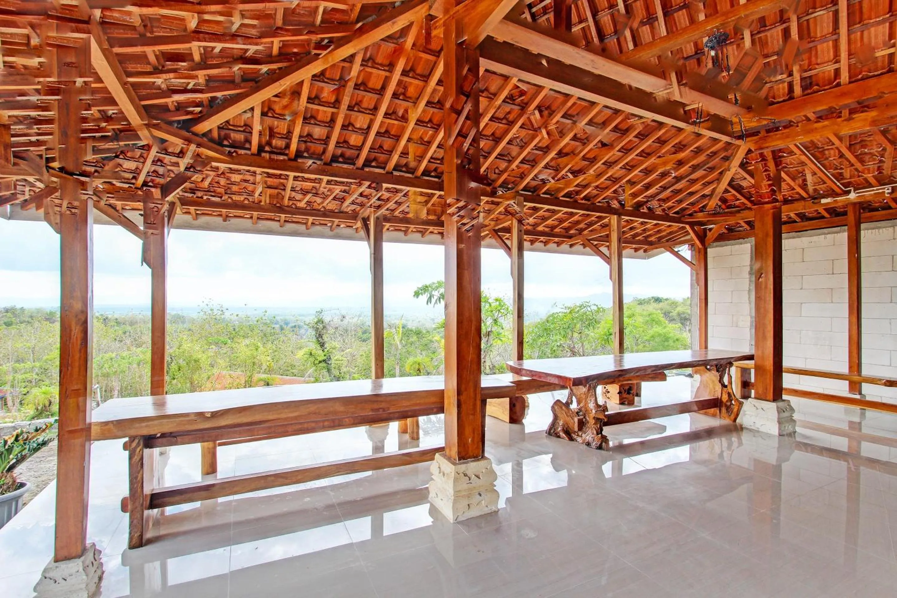 Lobby or reception in Capital O 93449 The Boekit Song Putri Resort