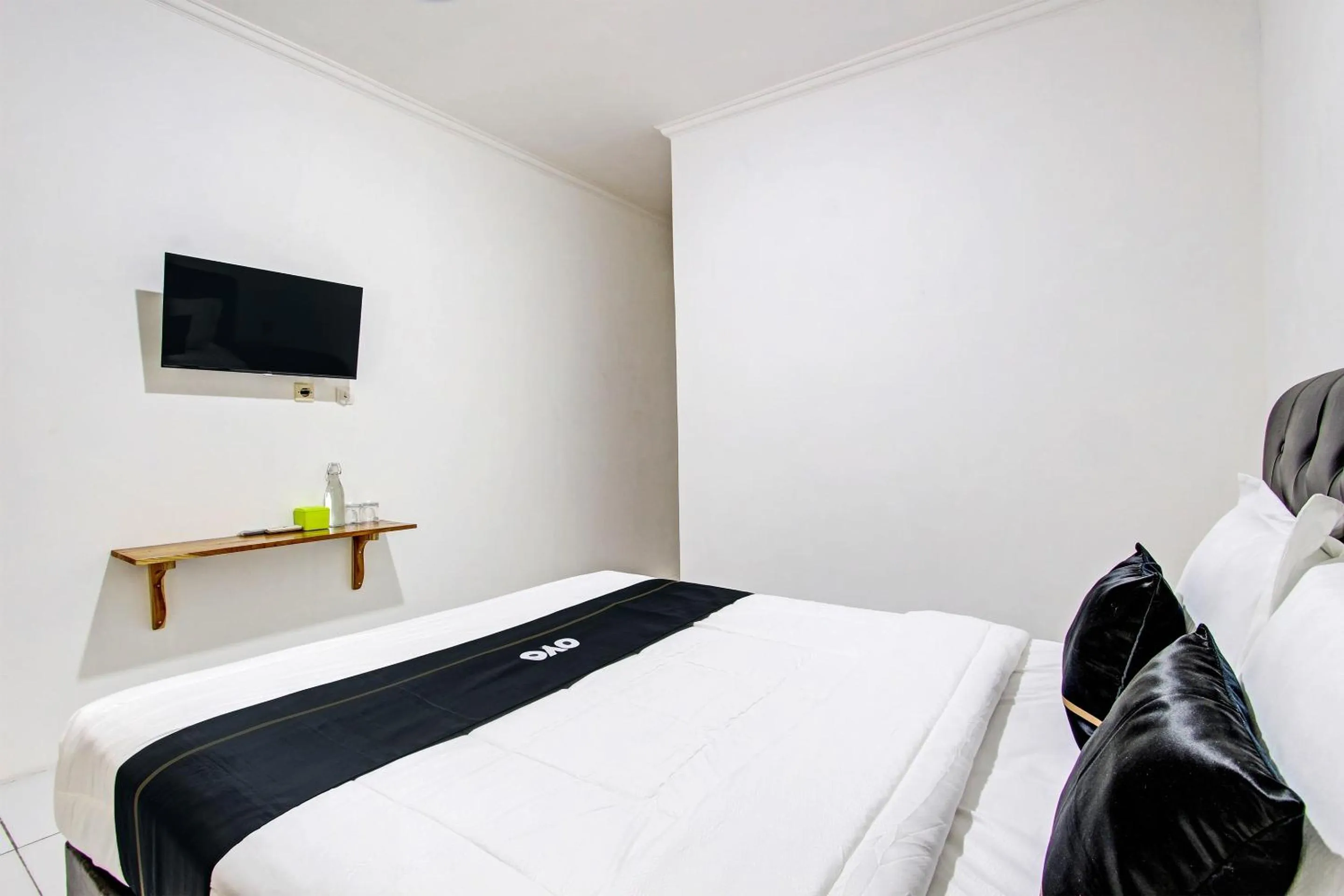 Bedroom in Capital O 93449 The Boekit Song Putri Resort