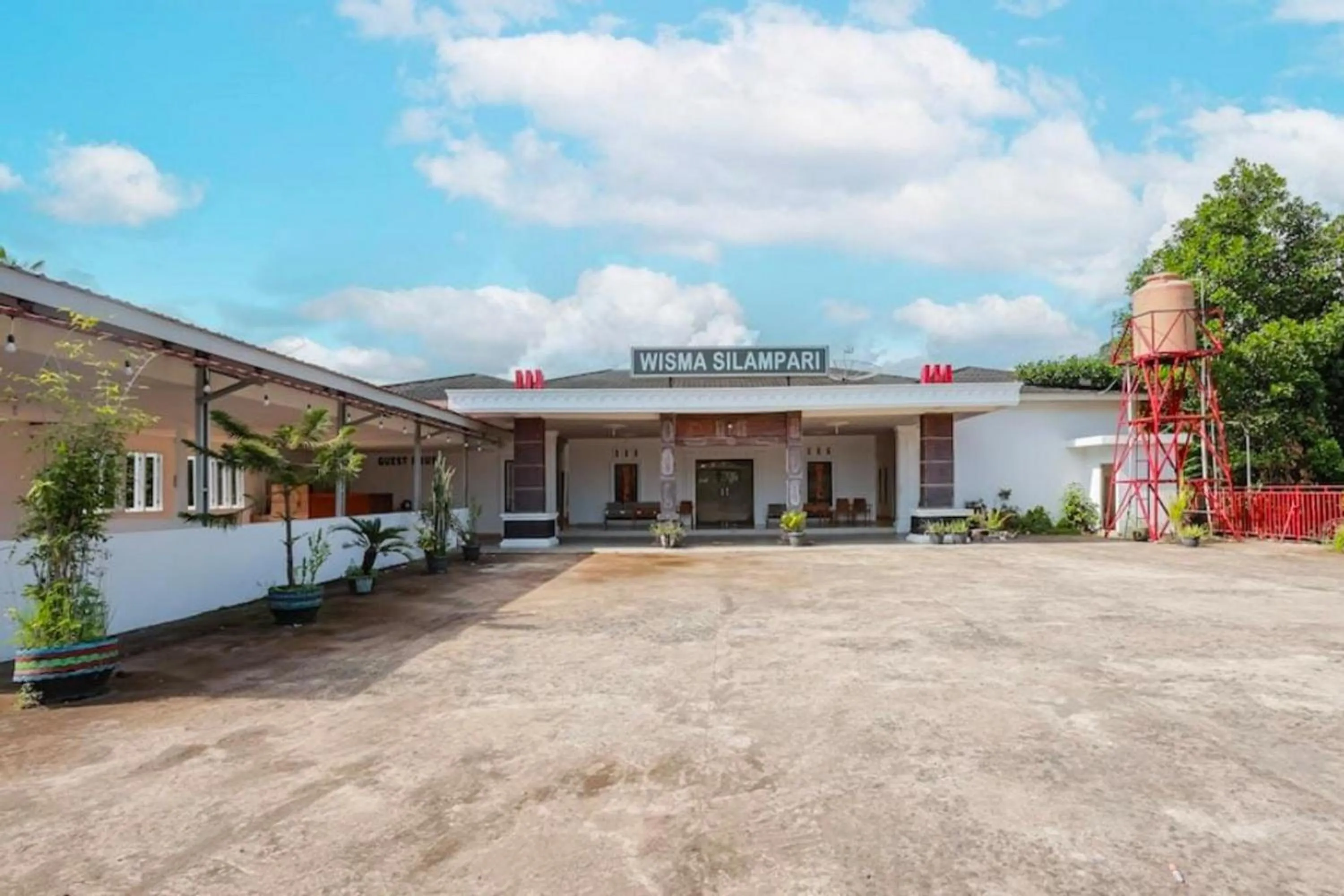 Property building in Wisma Silampari Mitra RedDoorz