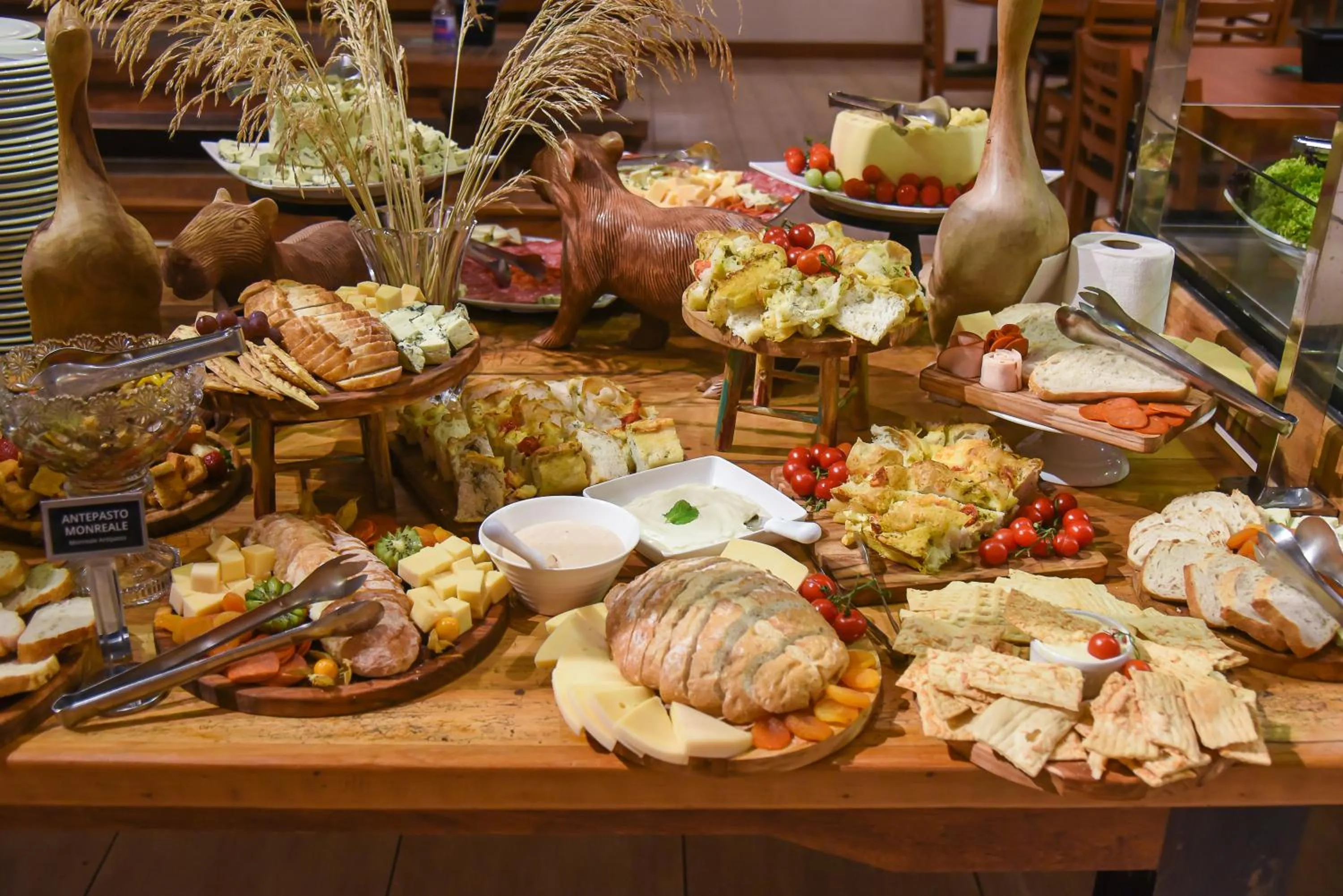 Lunch in Monreale Resort Parque Aquático