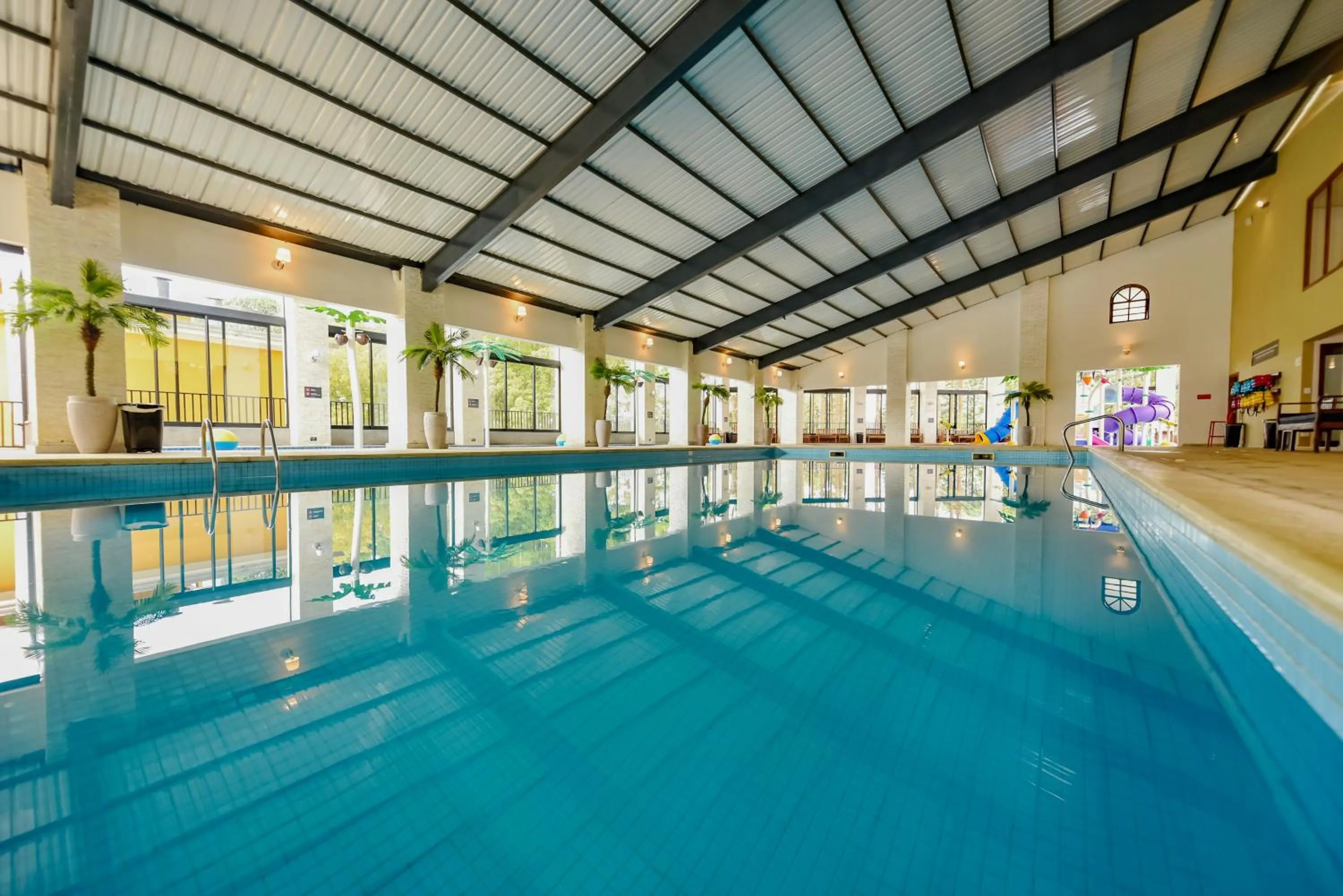 Swimming pool in Monreale Resort Parque Aquático