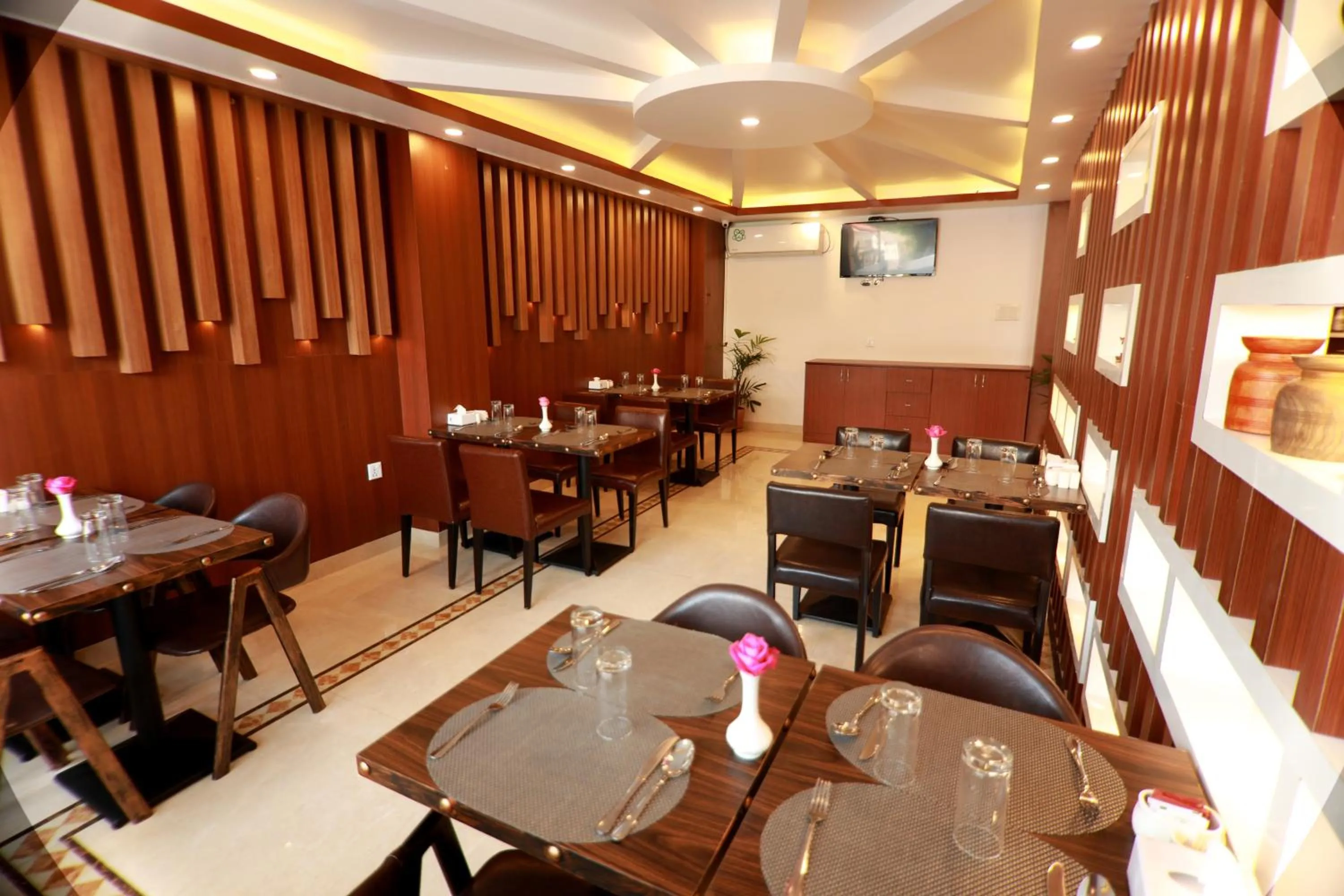 Restaurant/places to eat in Hotel Eco Tree Pokhara