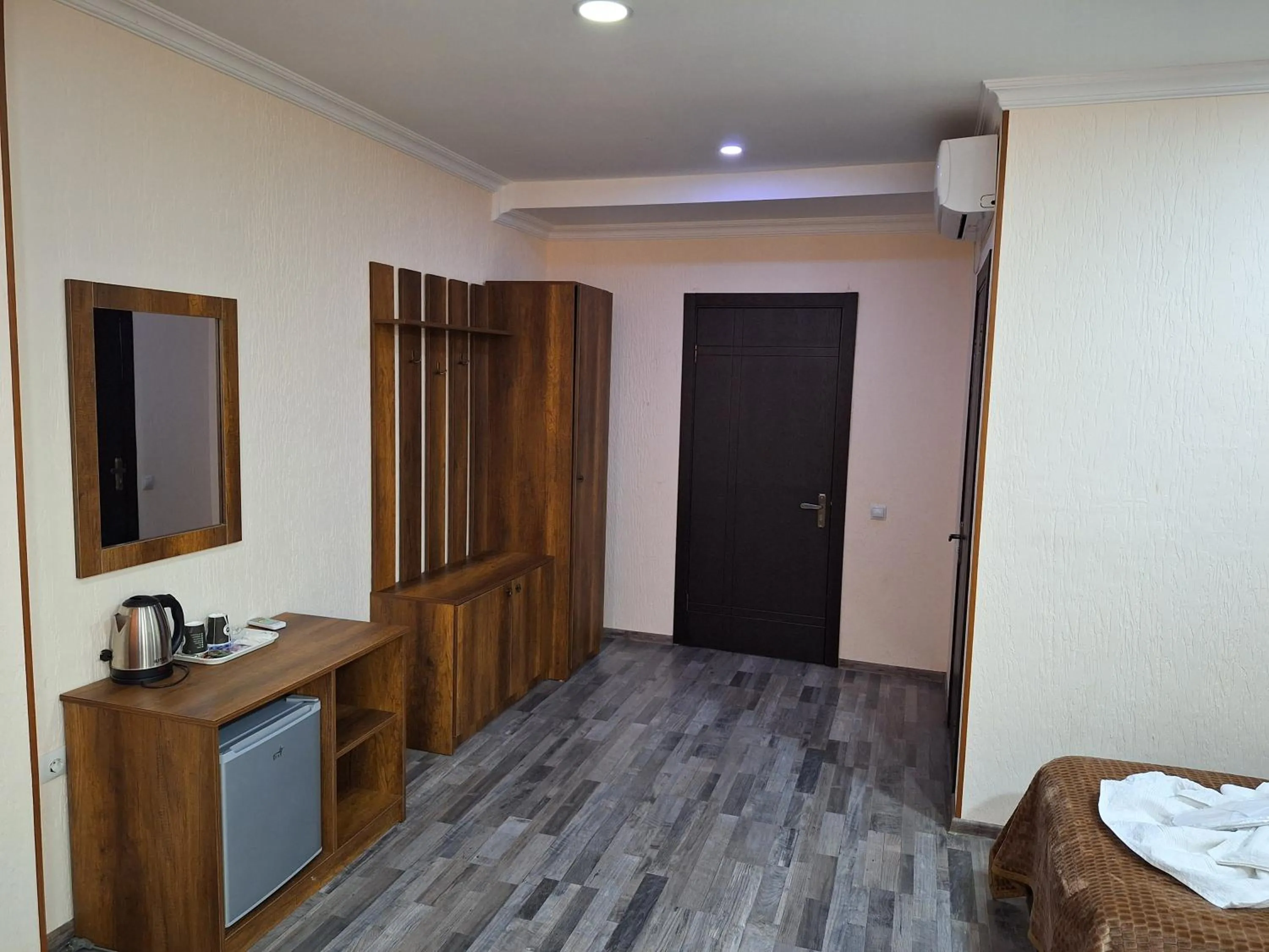 Coffee/tea facilities in Hotel Georgian