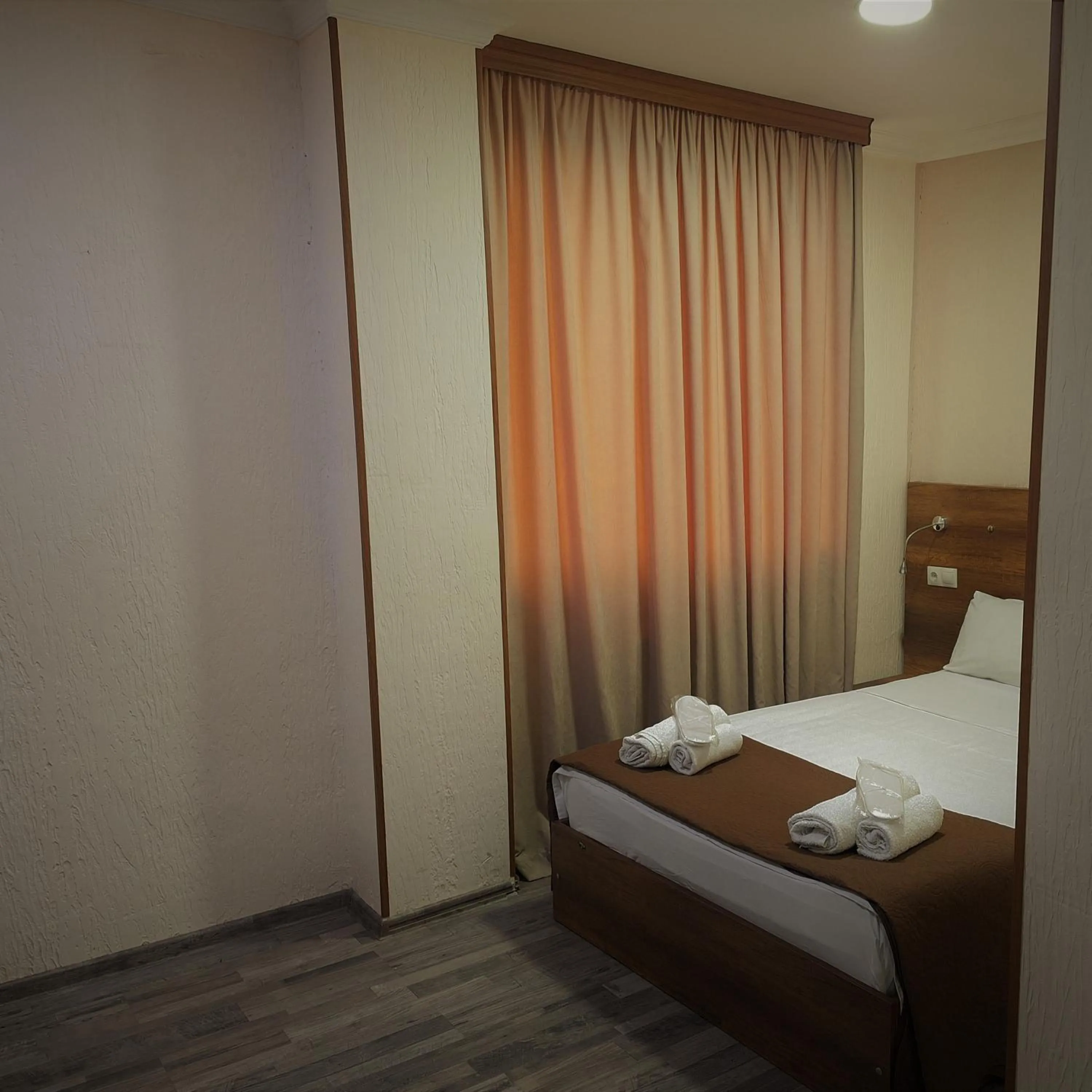 Bed in Hotel Georgian