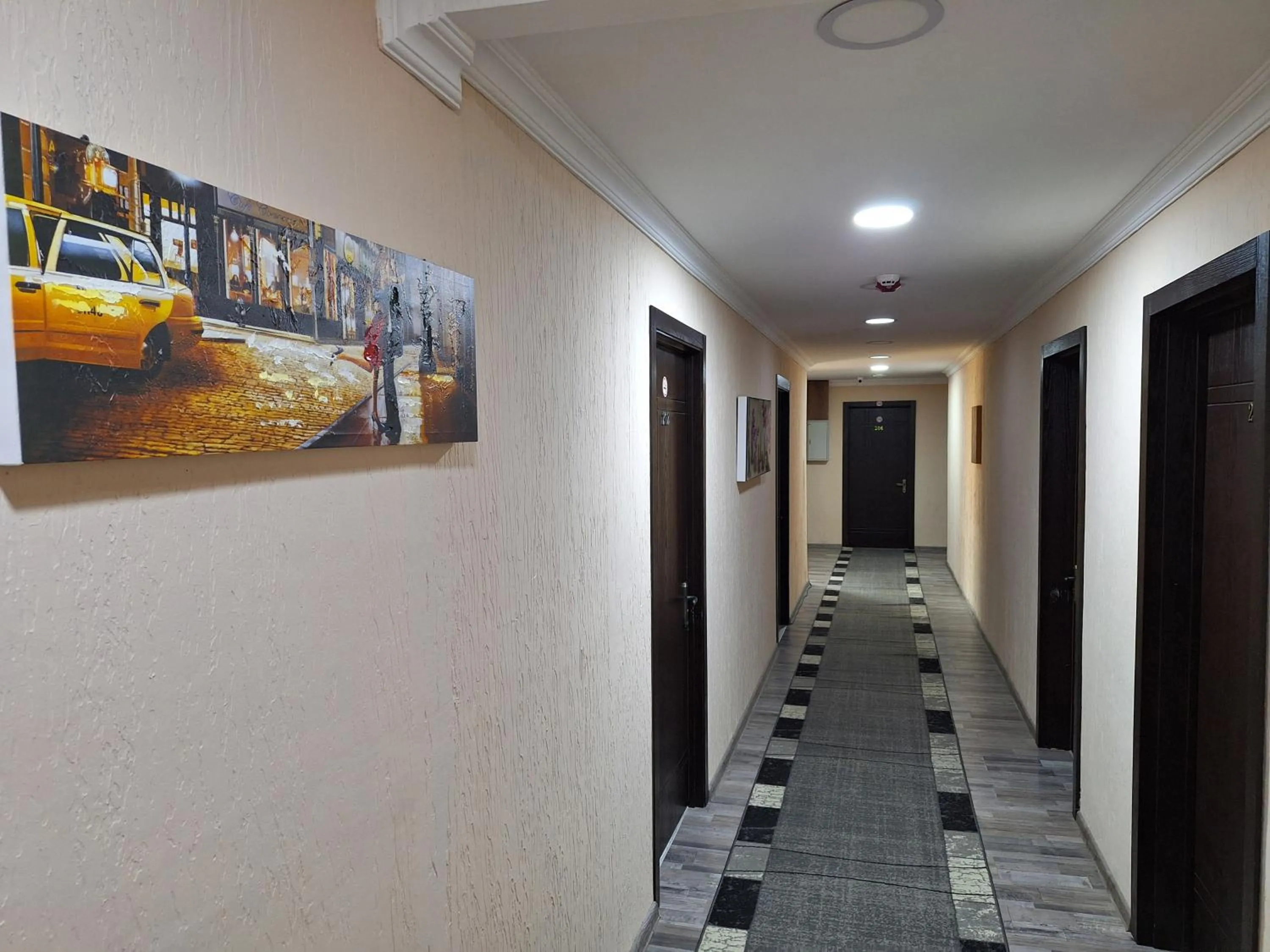 Facade/entrance in Hotel Georgian