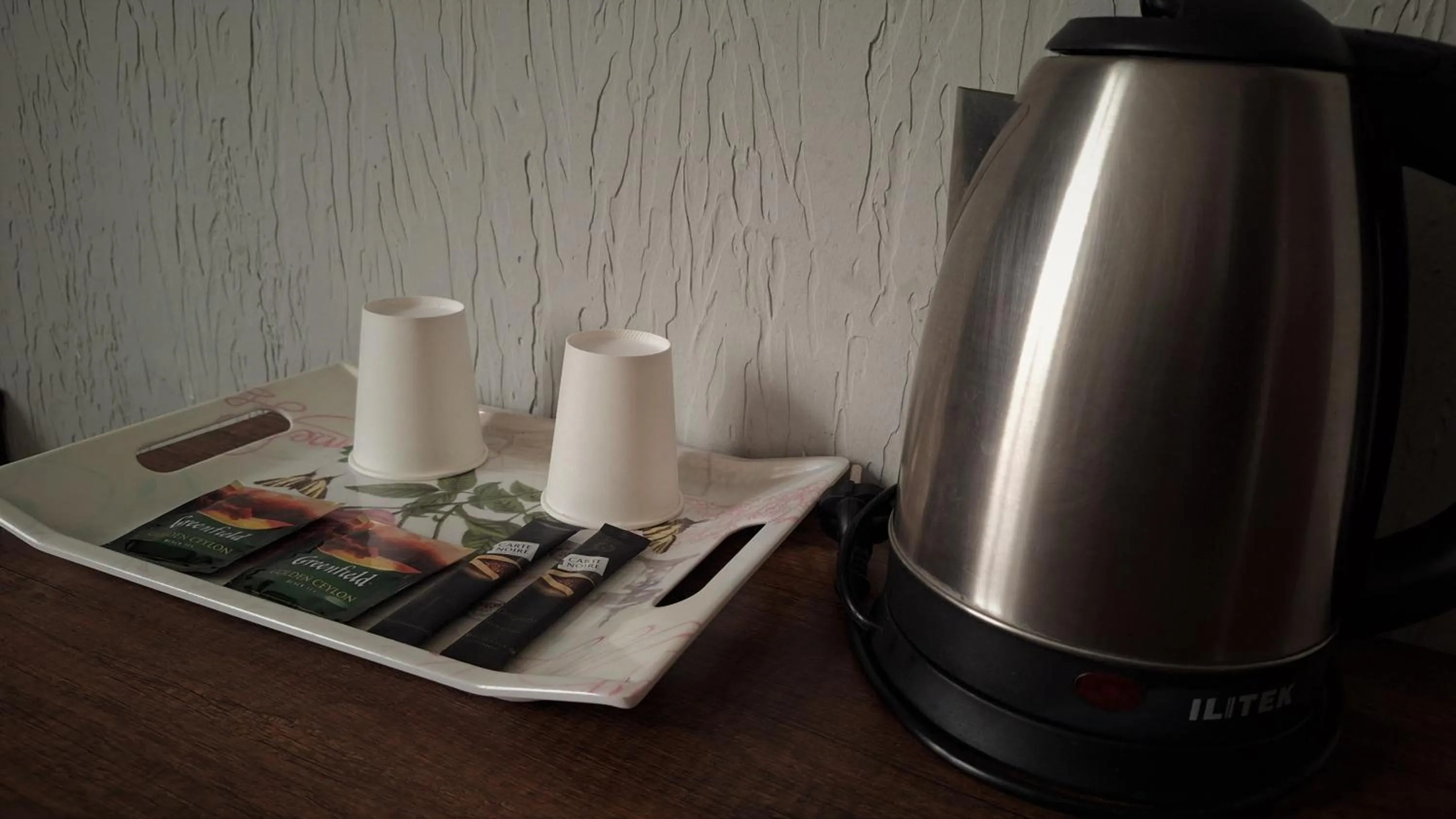 Coffee/tea facilities in Hotel Georgian