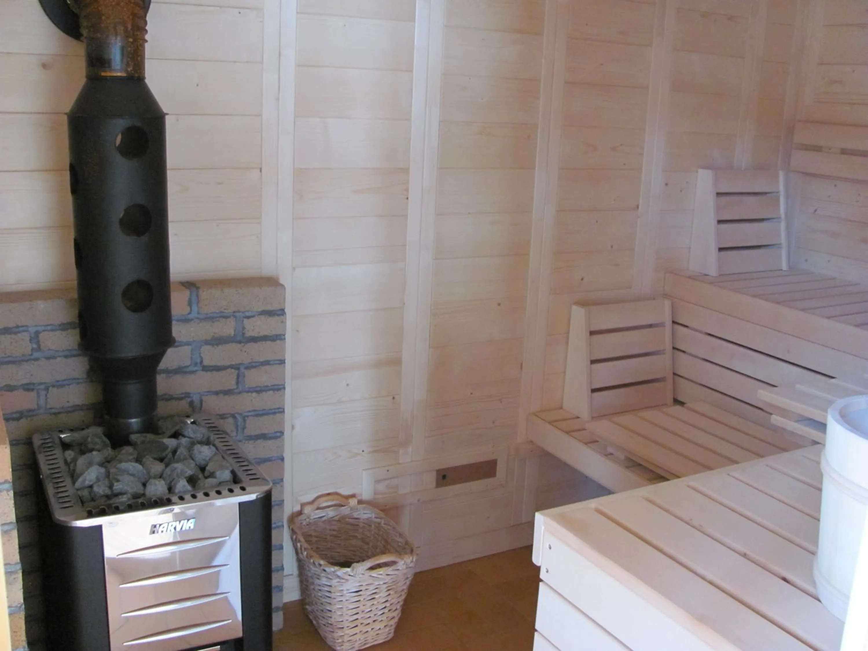 Hot Spring Bath in Pensiunea Tohanu Vechi