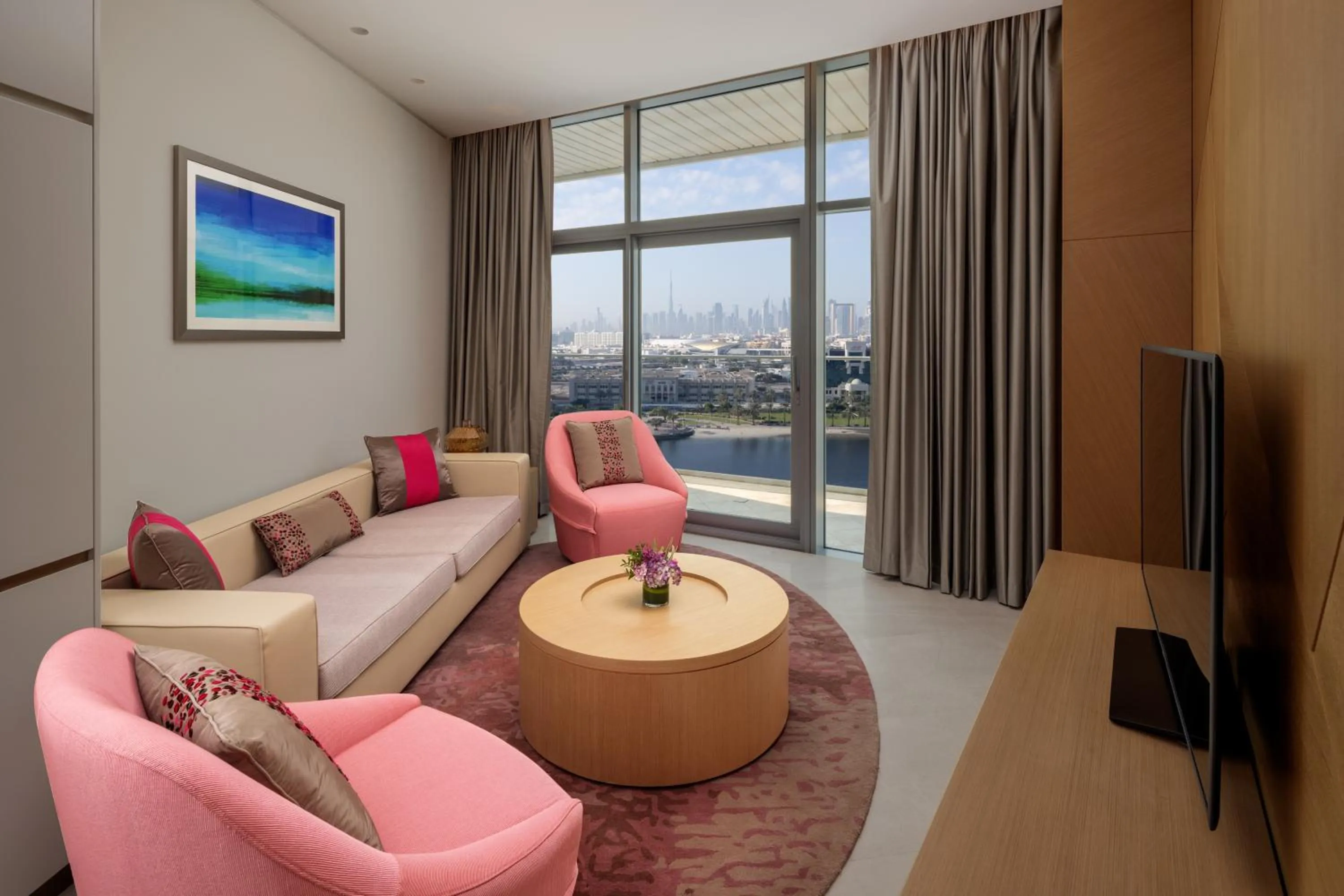 Living room in Hilton Dubai Creek Hotel & Residences