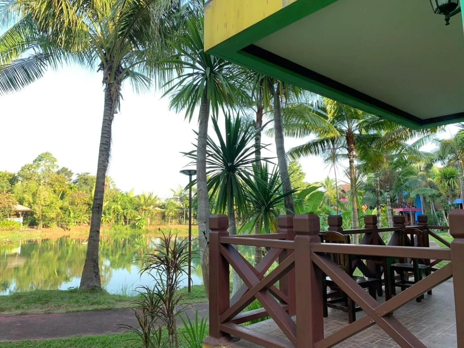 Balcony/Terrace in Saensukkho Hotel & Resort