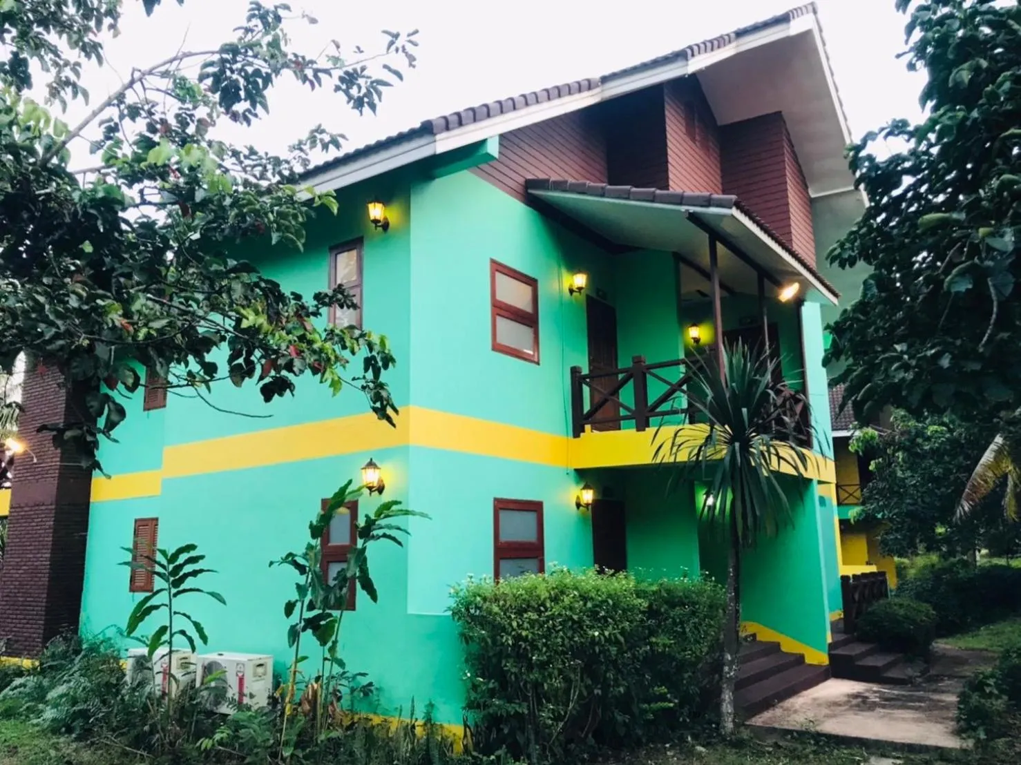 Property building in Saensukkho Hotel & Resort