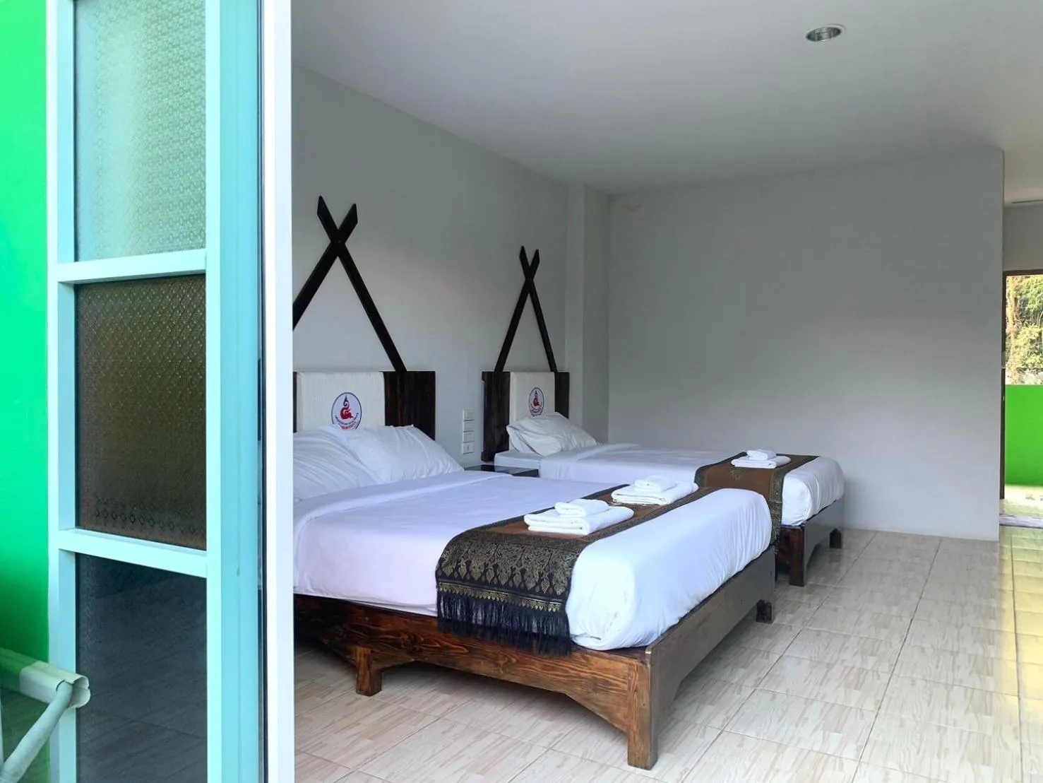 Bed in Saensukkho Hotel & Resort