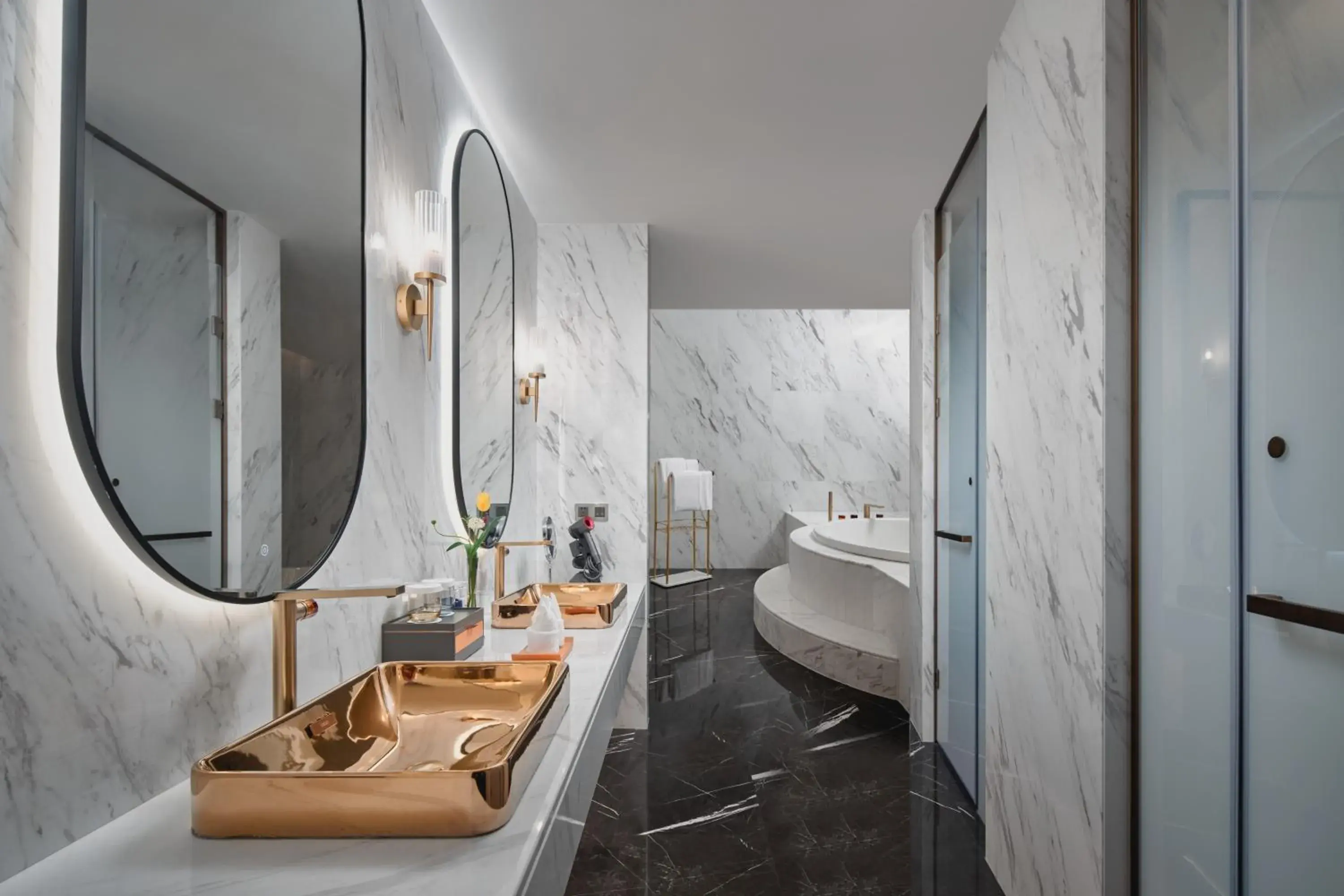 Presidential Suite in voco Xi'an Qindu Legend by IHG Presidential Suite in voco Xi'an Qindu Legend by IHG