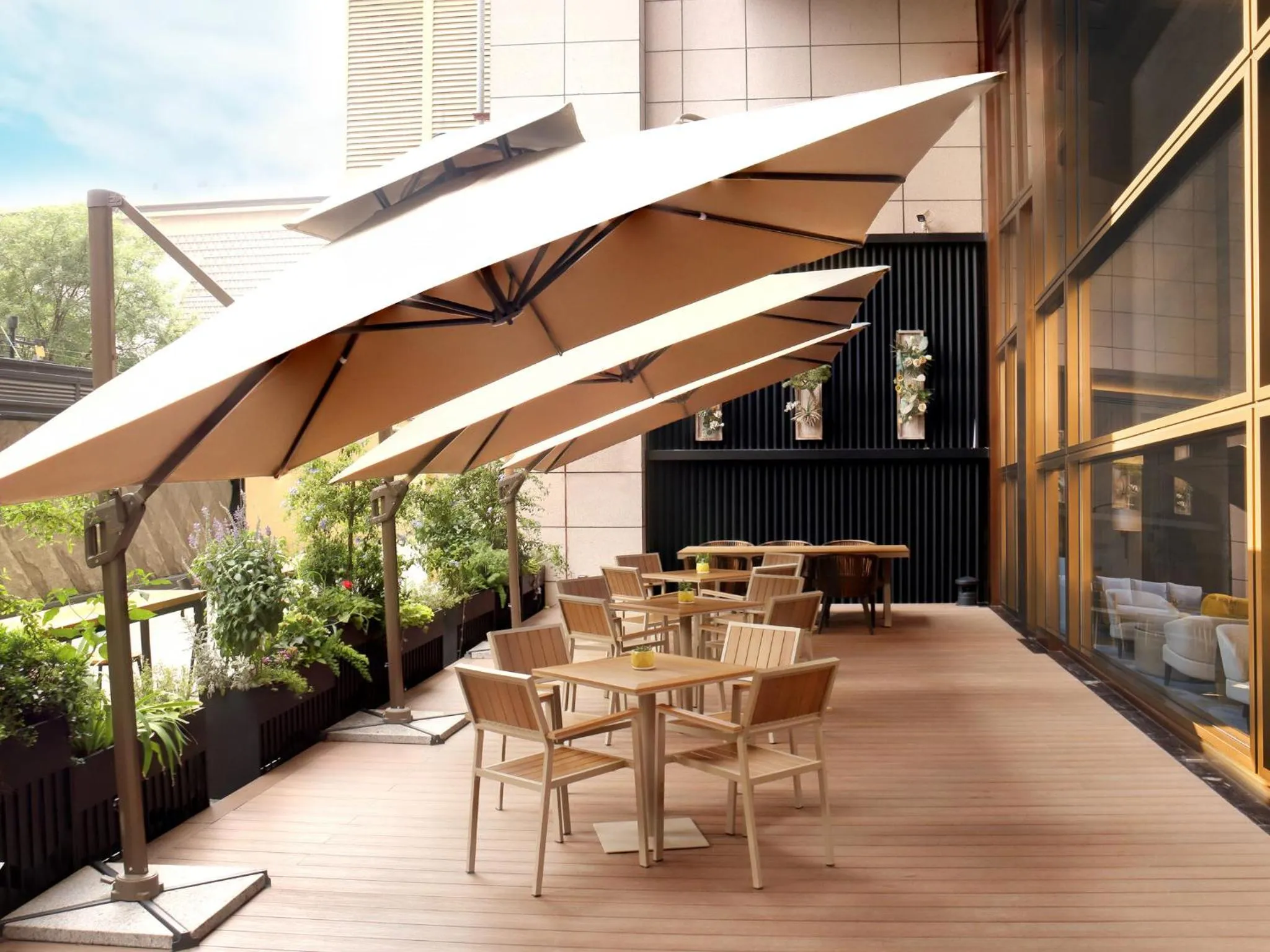 Restaurant/places to eat in voco Xi'an Qindu Legend by IHG