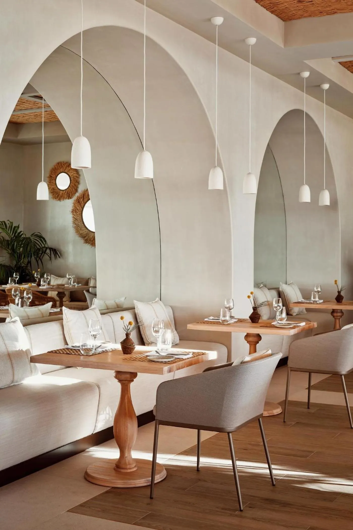 Restaurant/places to eat in Ikos Olivia