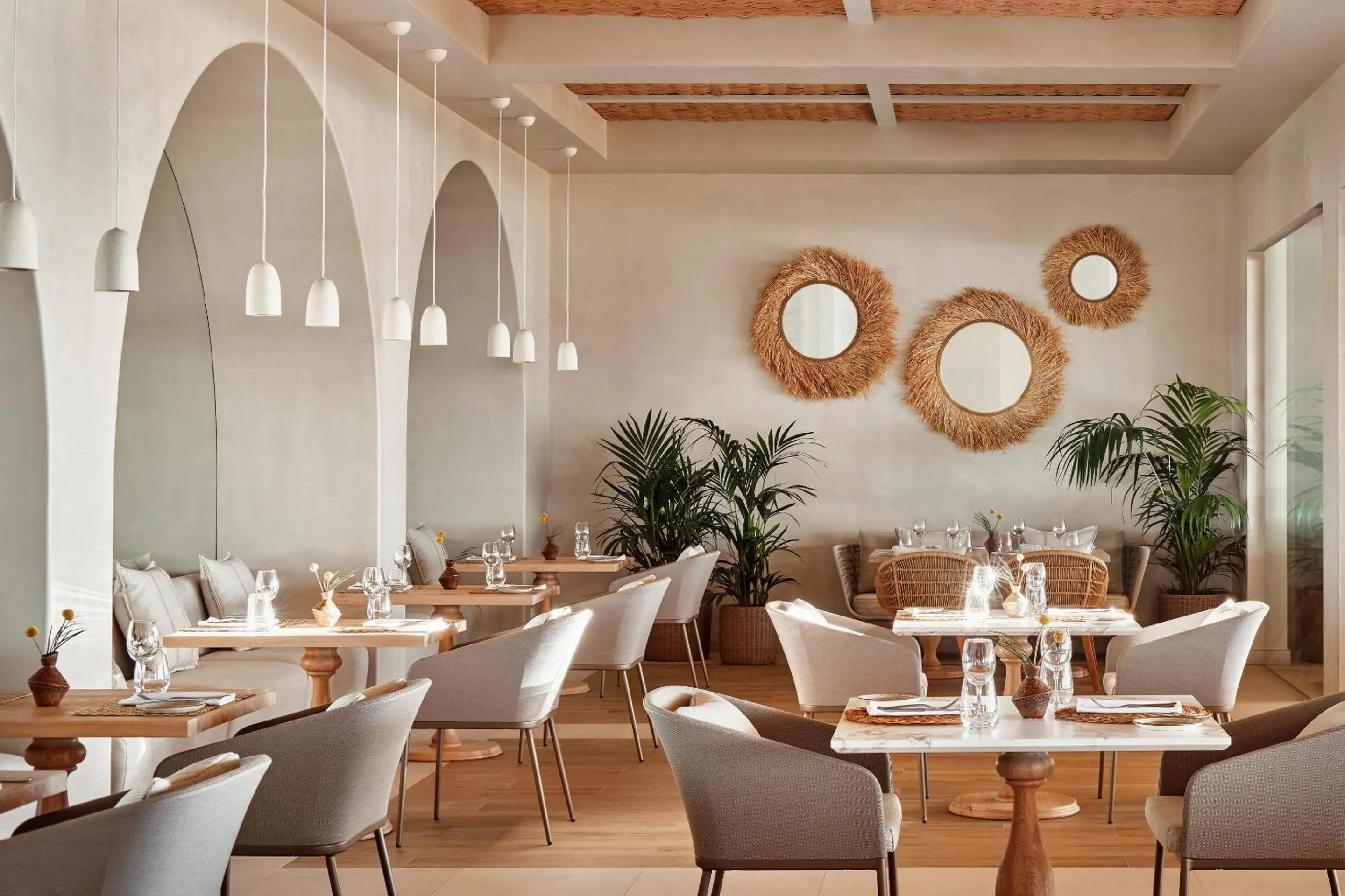 Restaurant/places to eat in Ikos Olivia