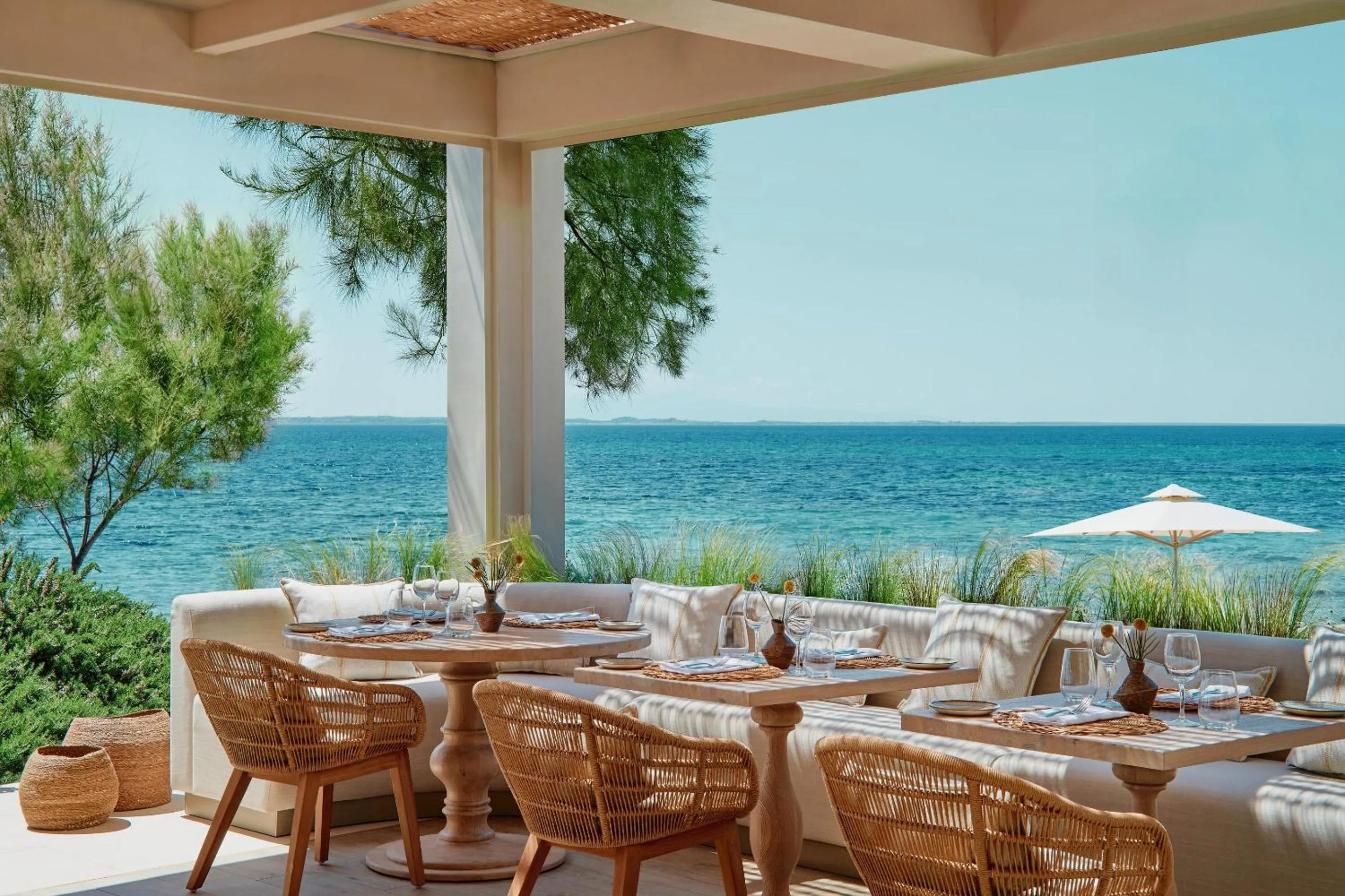 Restaurant/places to eat in Ikos Olivia
