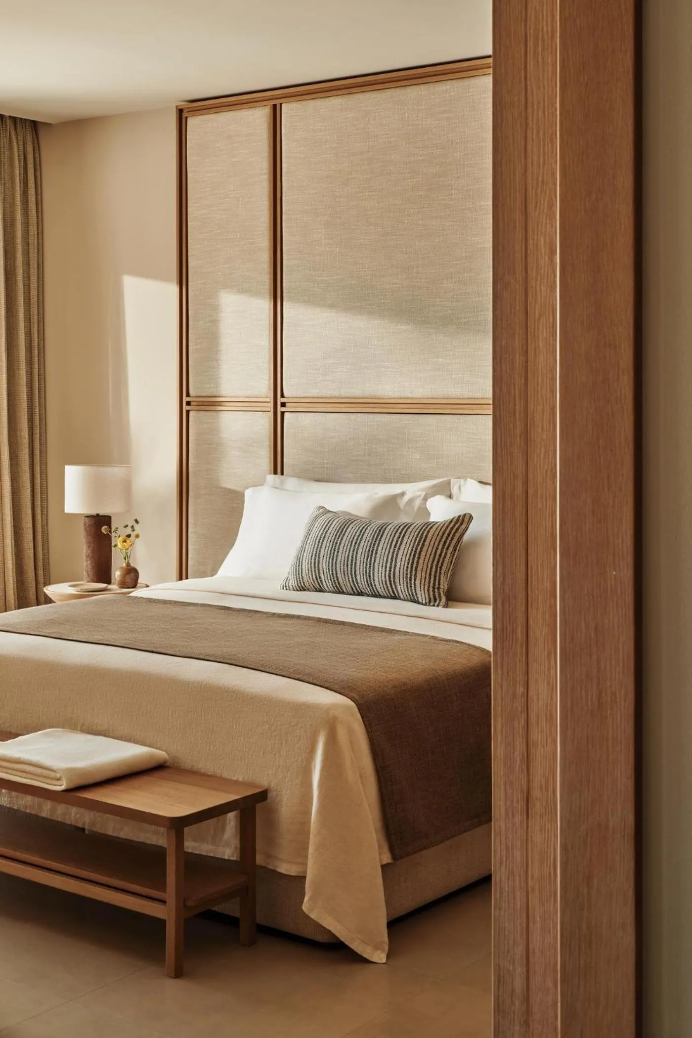 Photo of the whole room, Bed in Ikos Olivia