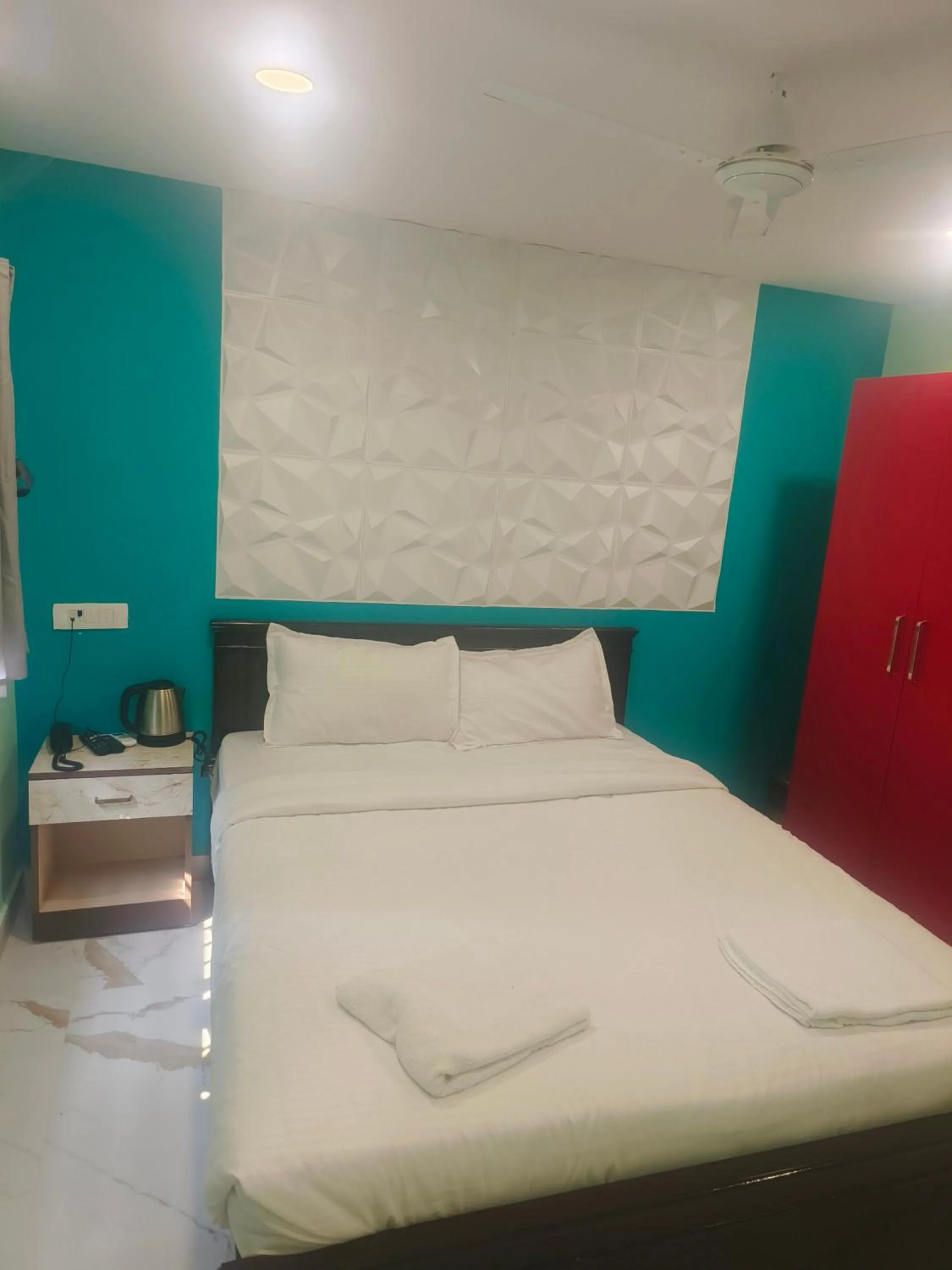 Bedroom, Bed in Kailasaa Residency
