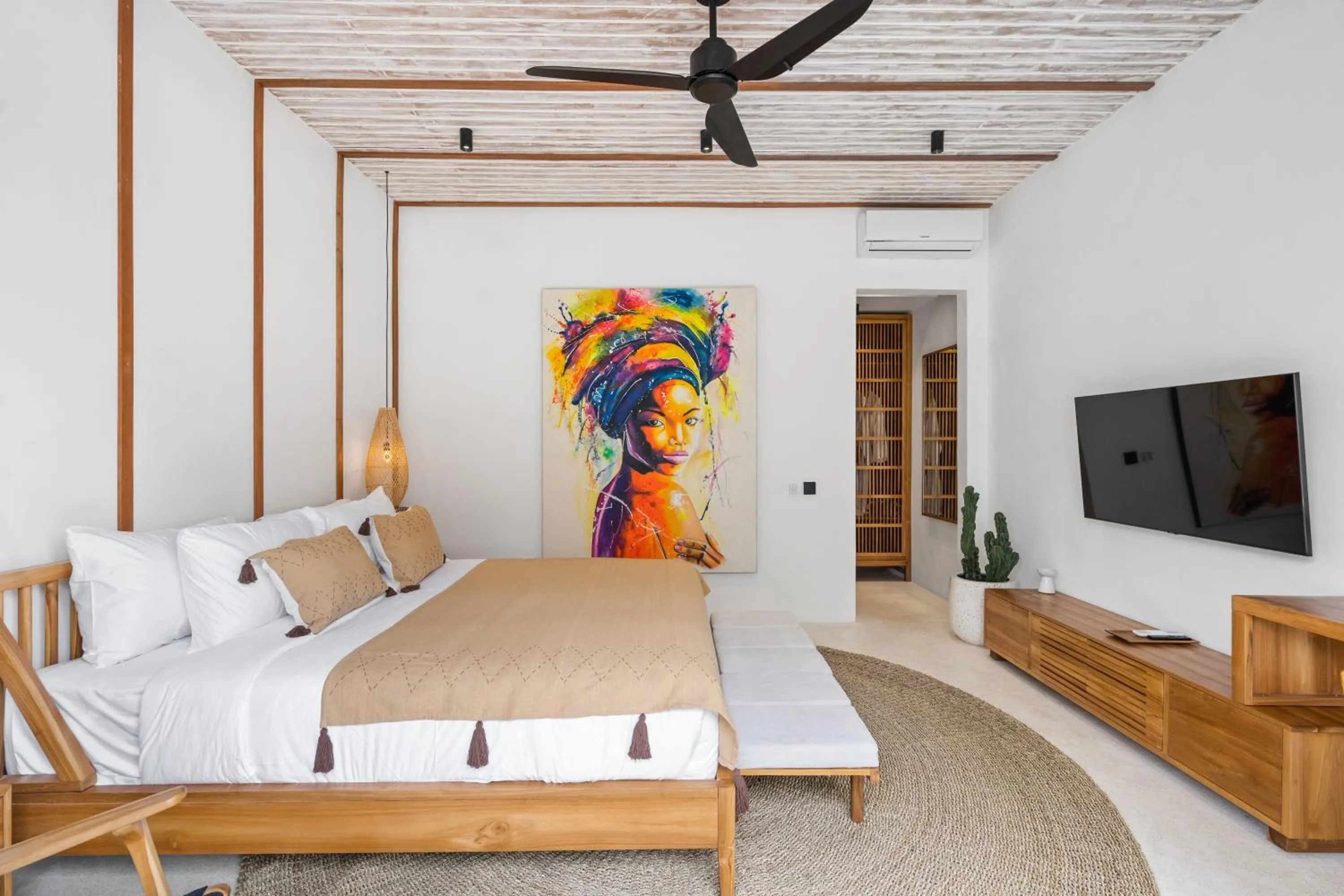 Bed in Alicante Villa