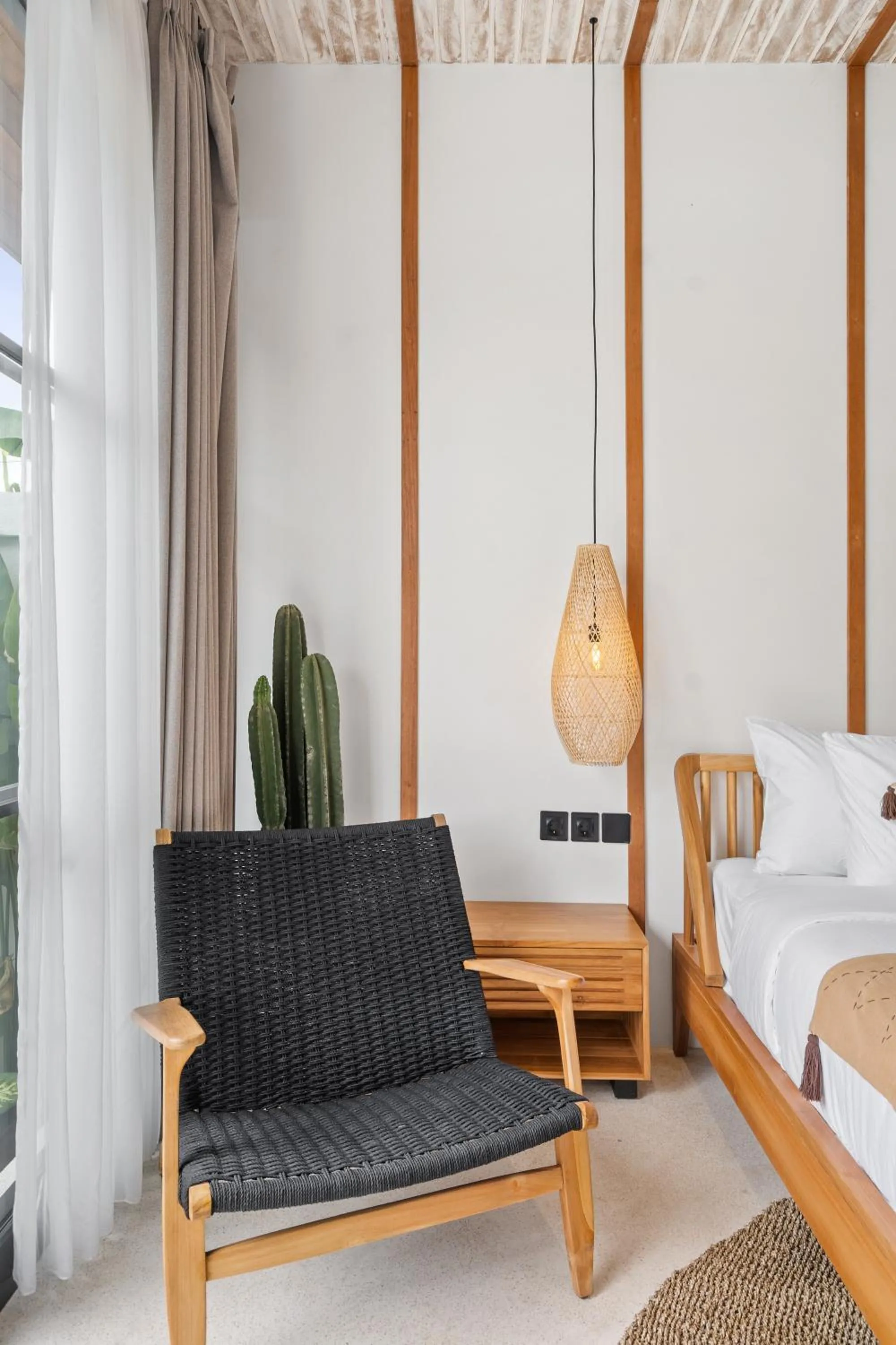 Seating area, Bed in Alicante Villa