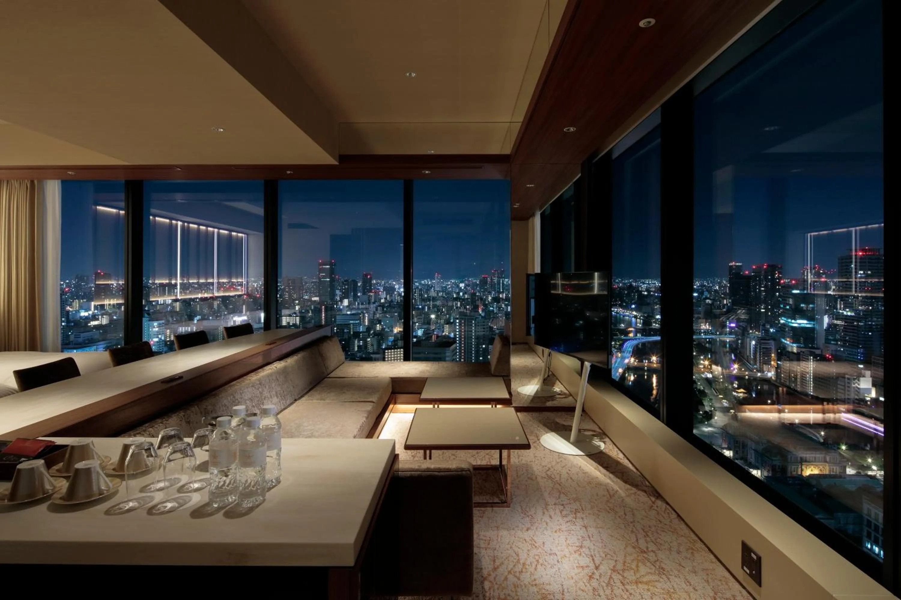 Photo of the whole room in Candeo Hotels Osaka The Tower