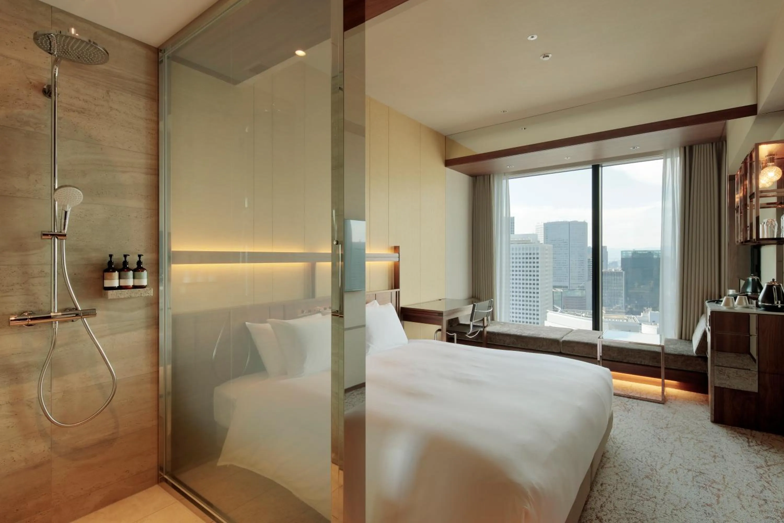 Deluxe King Room with Sofa Bed and Lounge Access - High Floor - Non-Smoking in Candeo Hotels Osaka The Tower