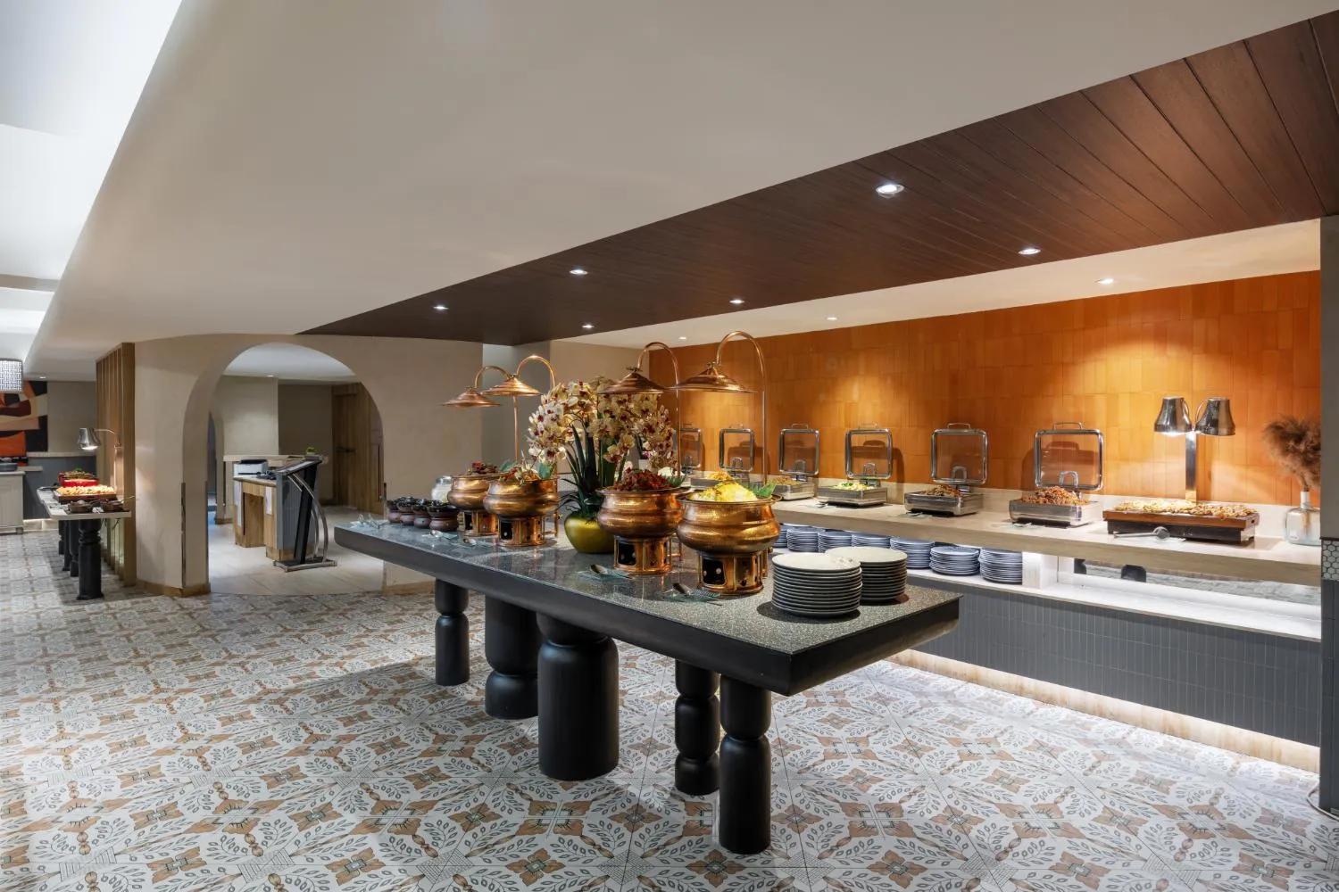 Restaurant/places to eat in Aston Bintaro Hotel & Conference Center