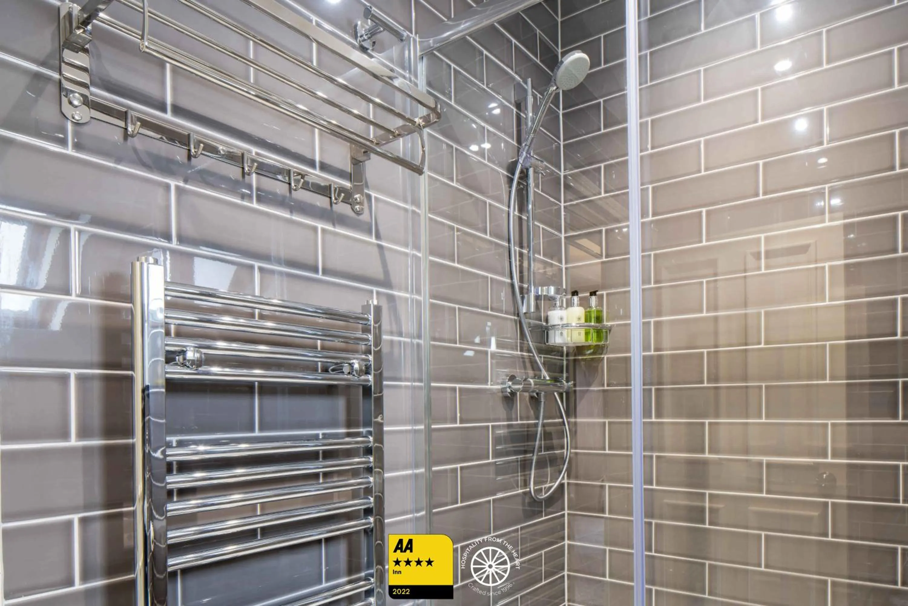Bathroom in The Tudor House Hotel, Tewkesbury, Gloucestershire - The Coaching Inn Group