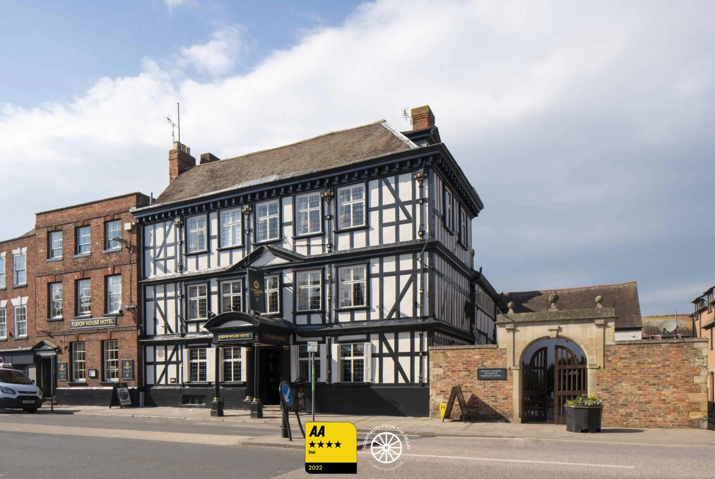 Property building in The Tudor House Hotel, Tewkesbury, Gloucestershire - The Coaching Inn Group