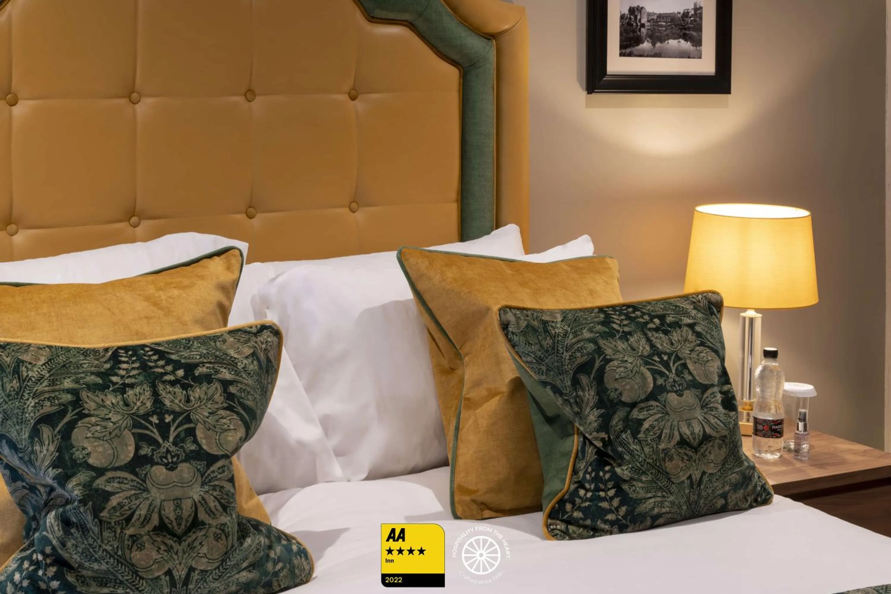 Bed in The Tudor House Hotel, Tewkesbury, Gloucestershire - The Coaching Inn Group
