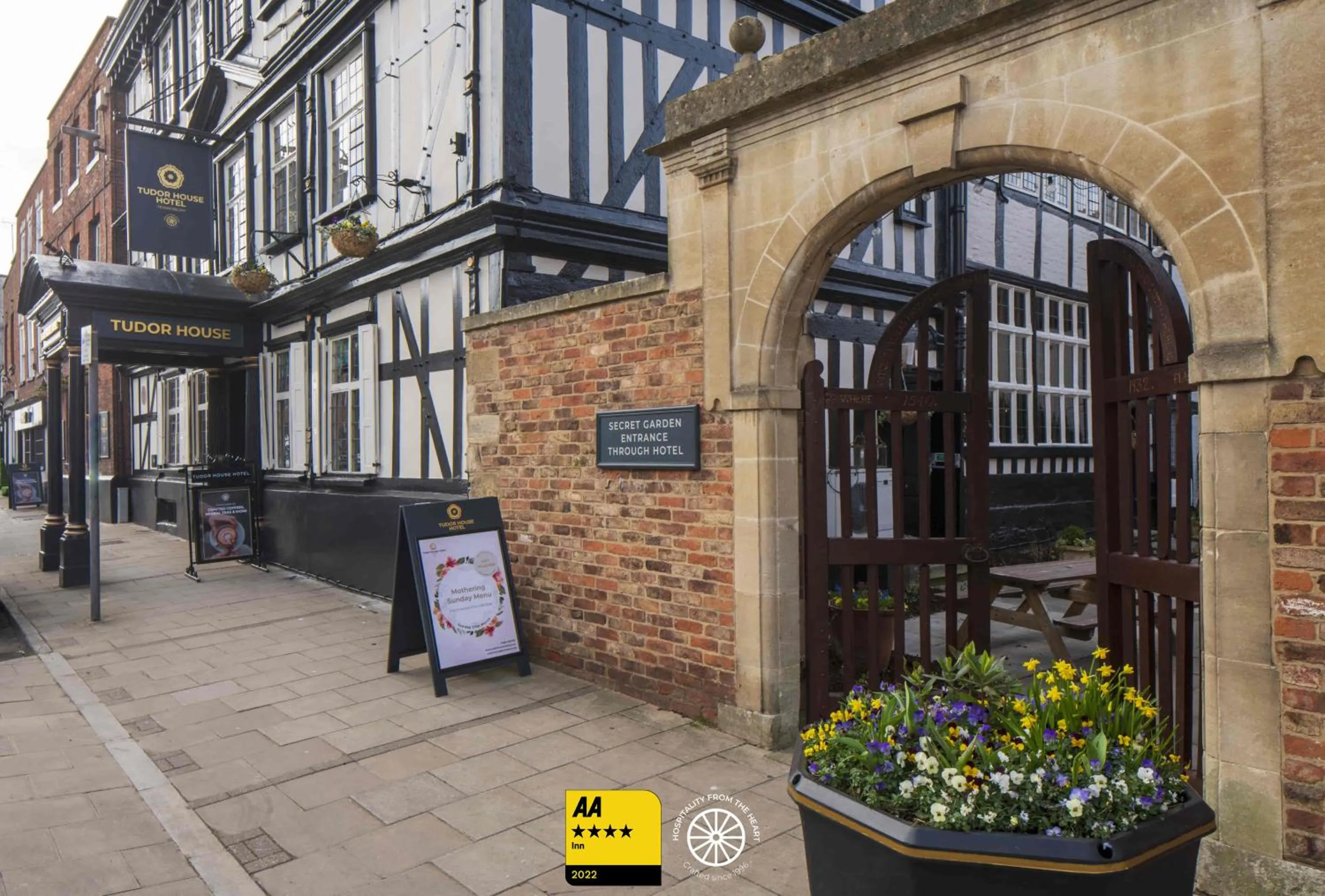 Property building in The Tudor House Hotel, Tewkesbury, Gloucestershire - The Coaching Inn Group