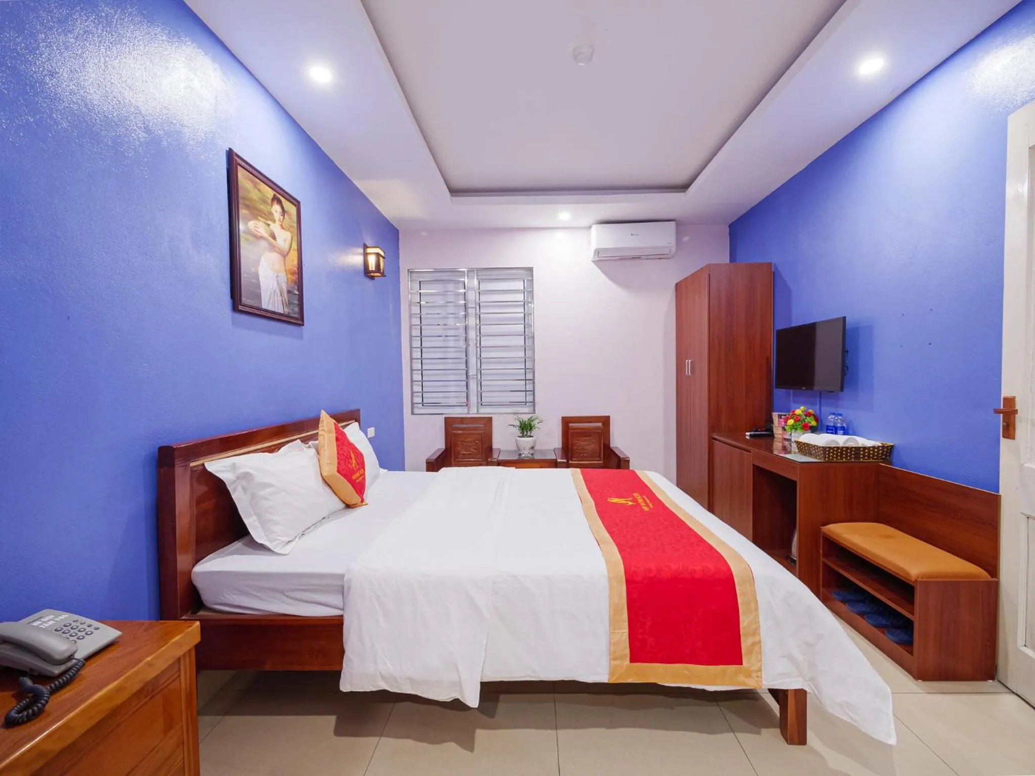 Photo of the whole room, Bed in New An Phú Hotel