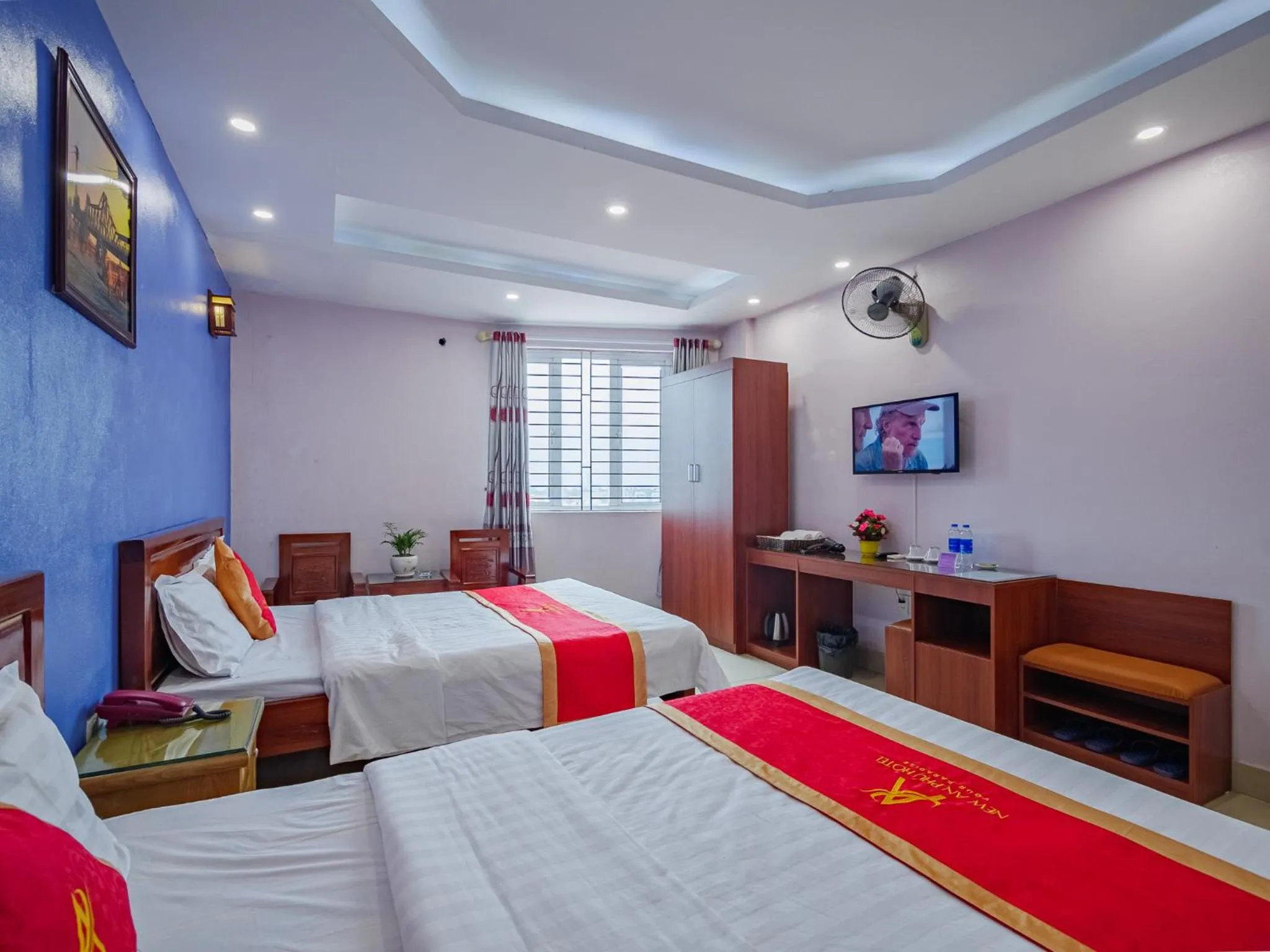 Photo of the whole room, Bed in New An Phú Hotel