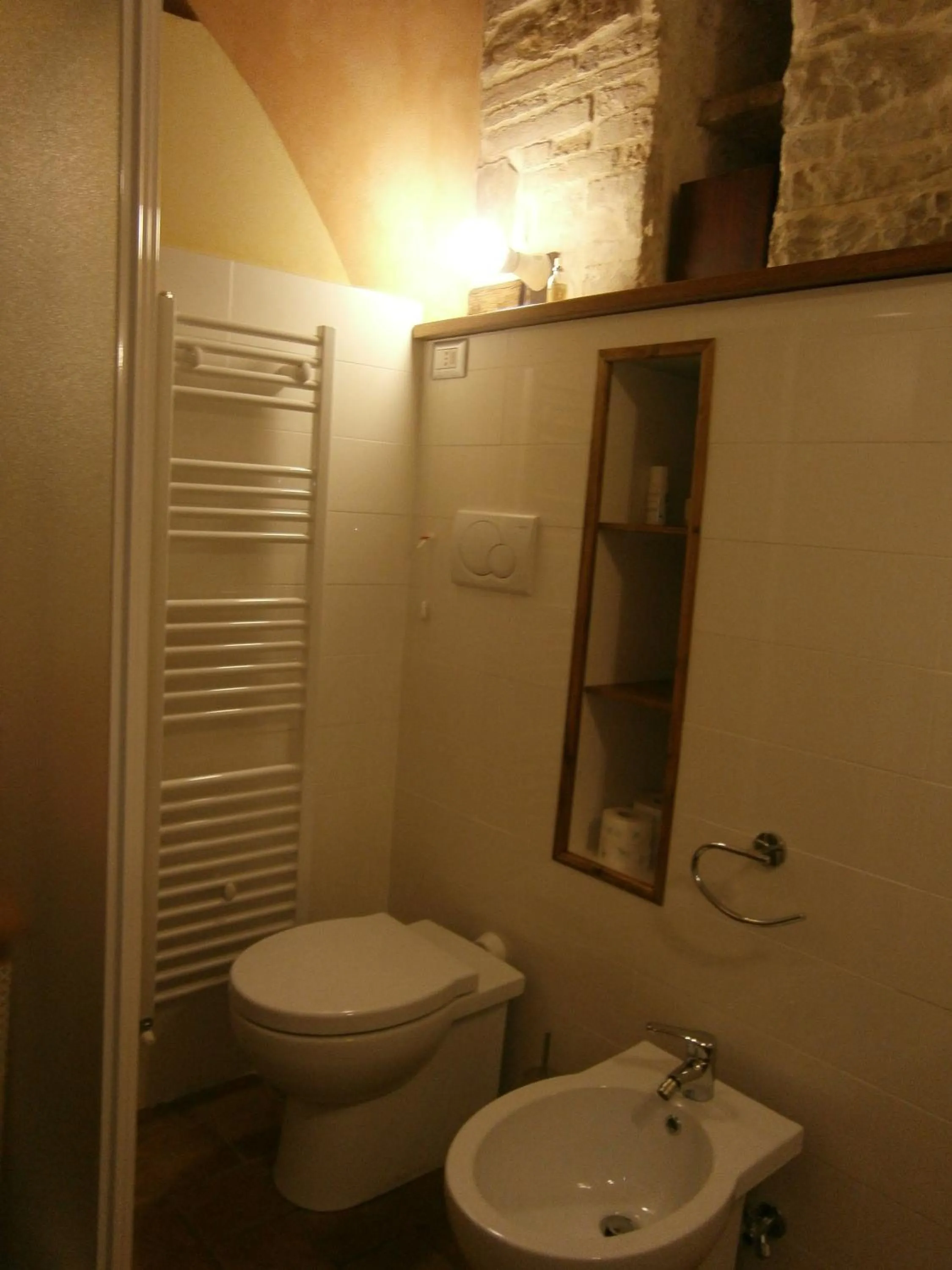 Bathroom in Lo Sfizio B&B