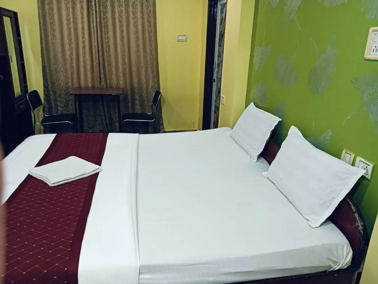 Bedroom, Bed in Hotel Swagat