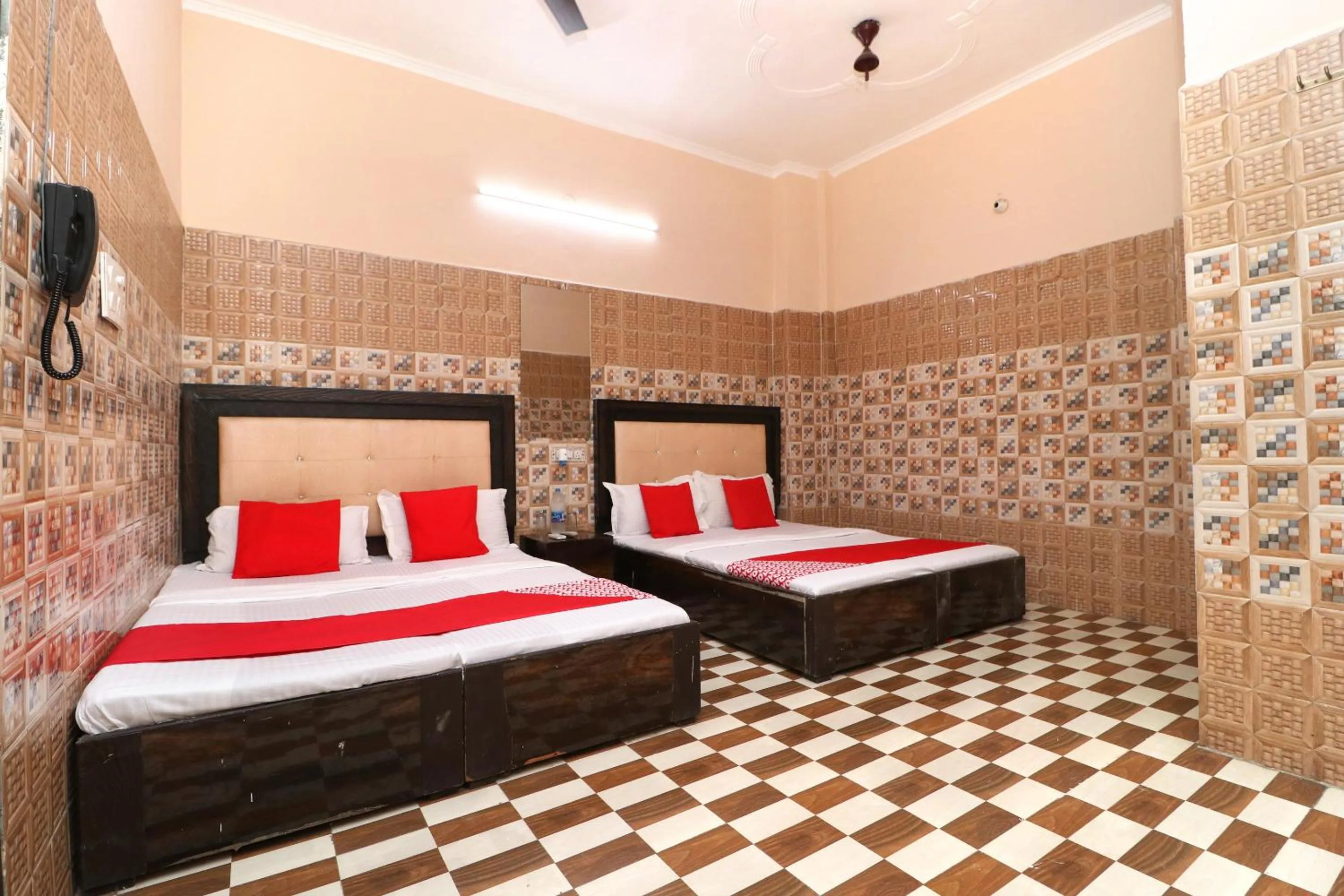 Bedroom, Bed in Hotel O Kapoor Residency