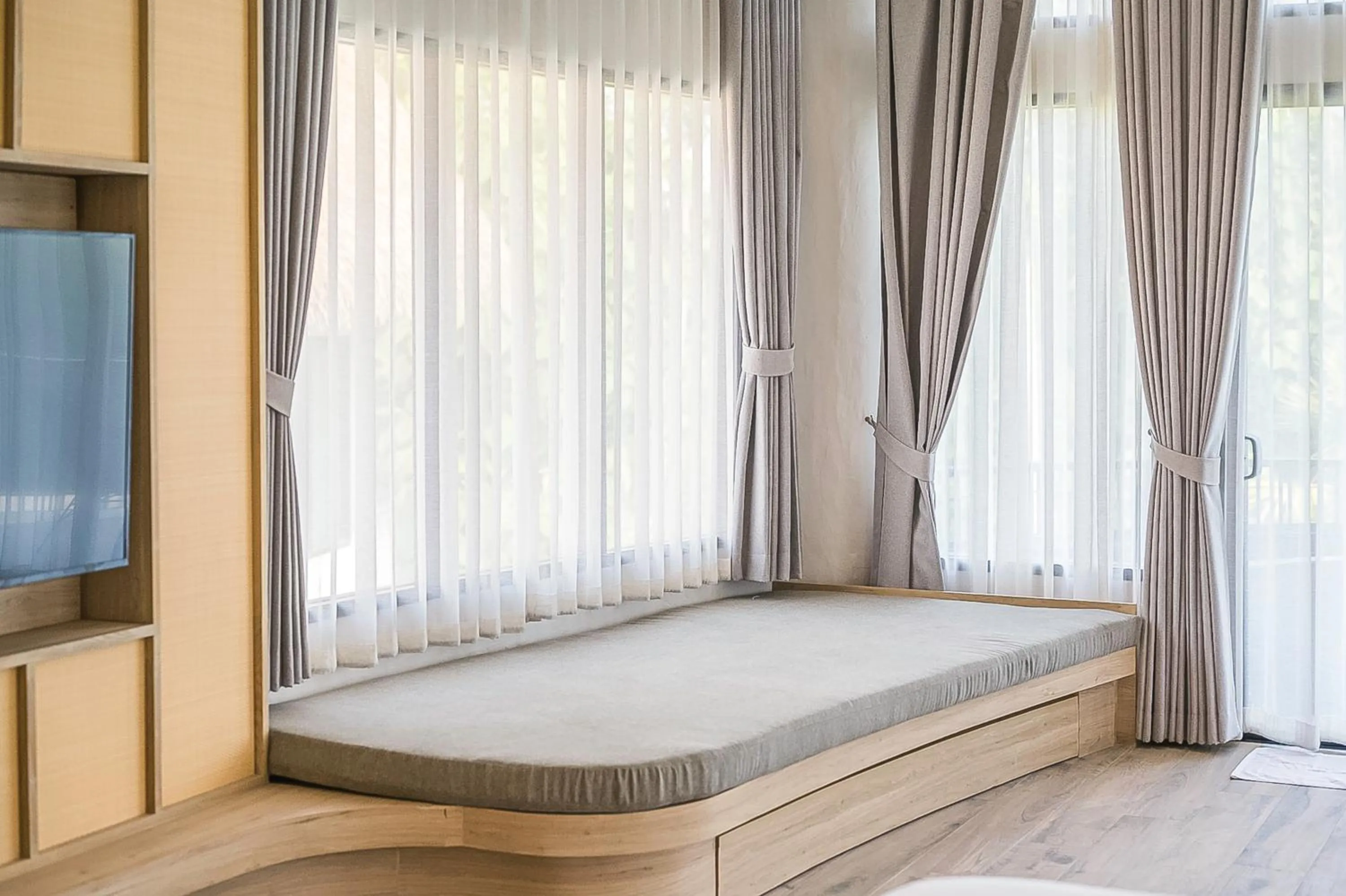 Seating area, Bed in Villa De Leaf River Kaeng Krachan