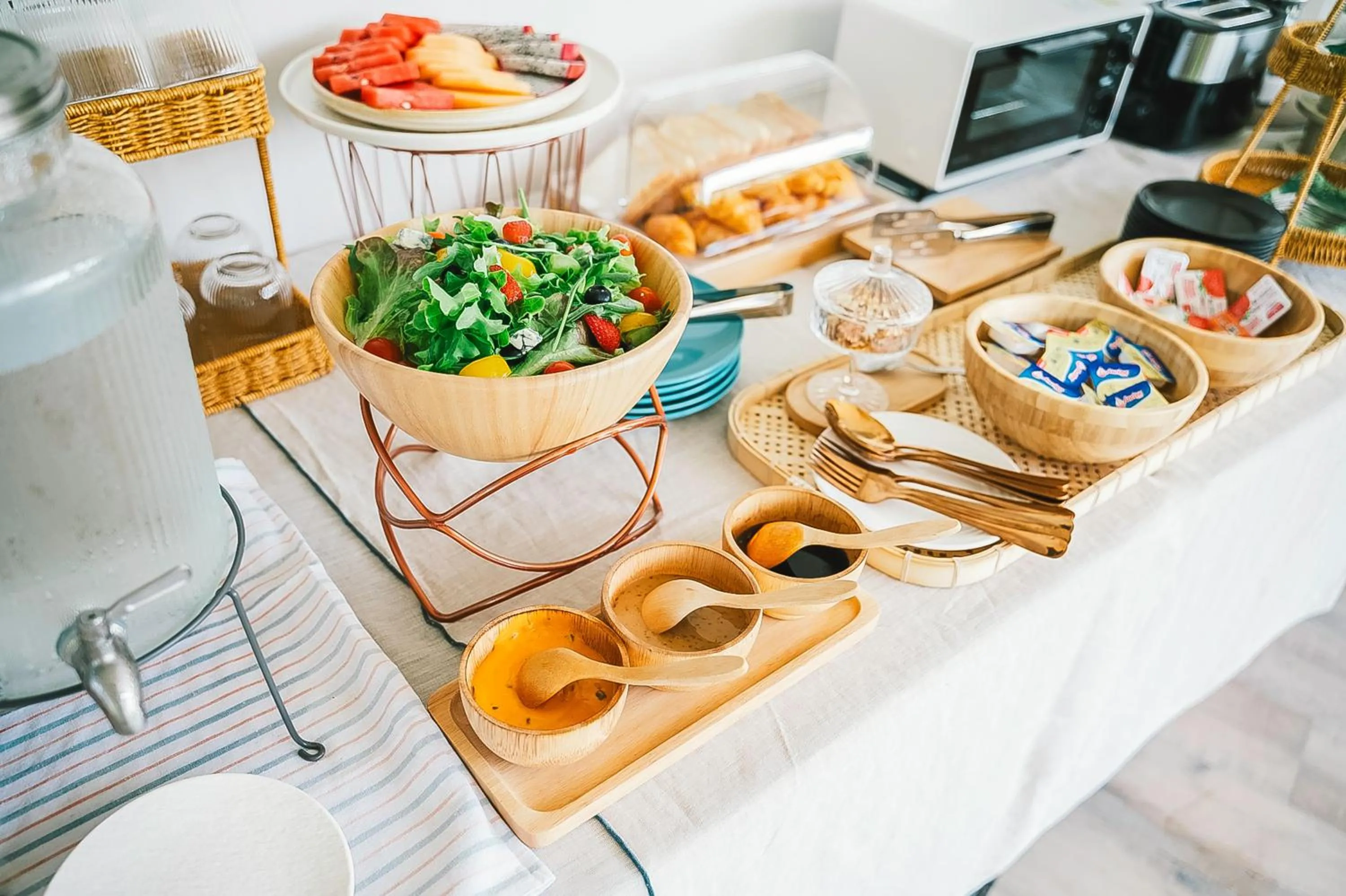 Breakfast in Villa De Leaf River Kaeng Krachan