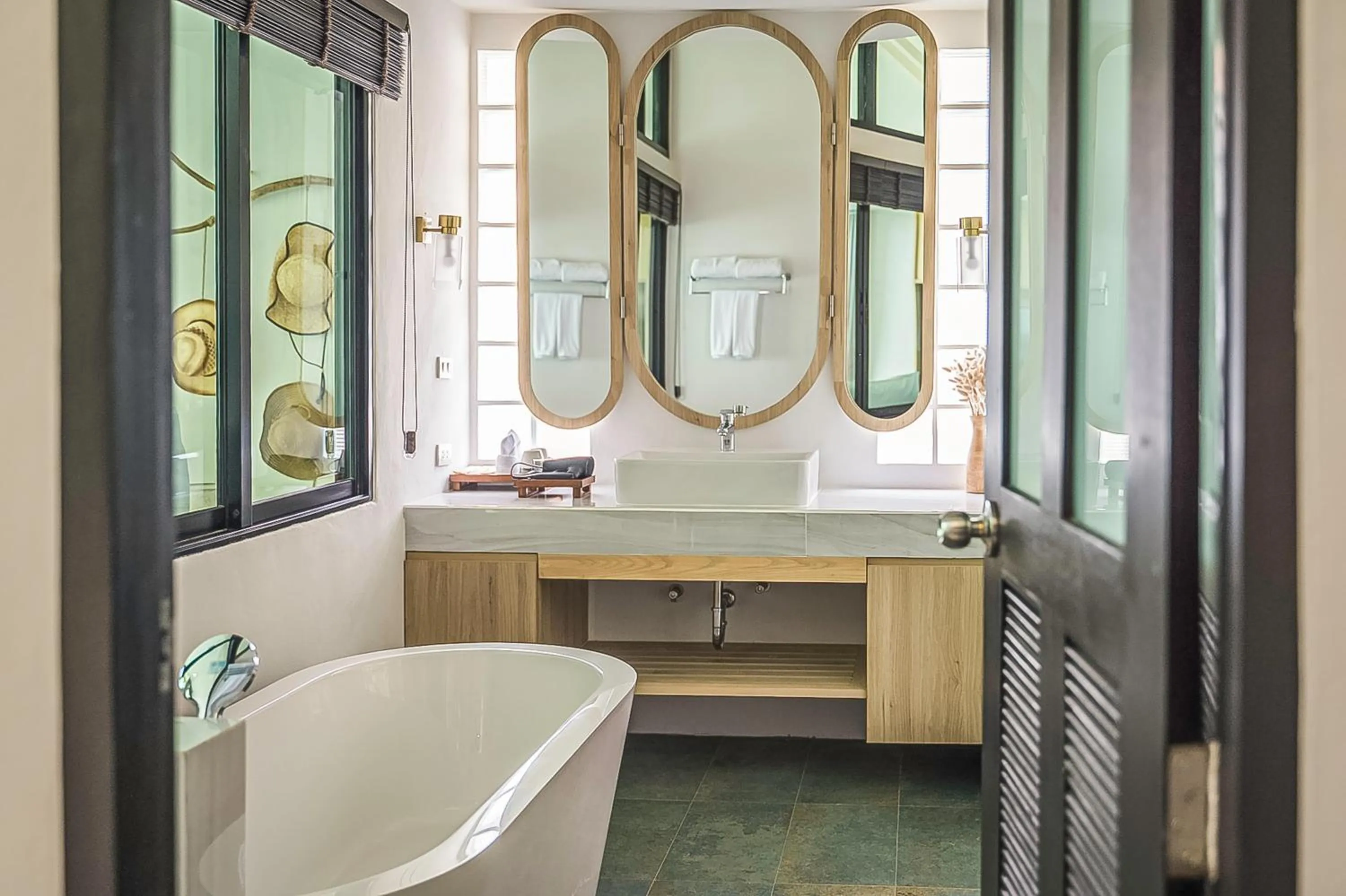 Bathroom in Villa De Leaf River Kaeng Krachan