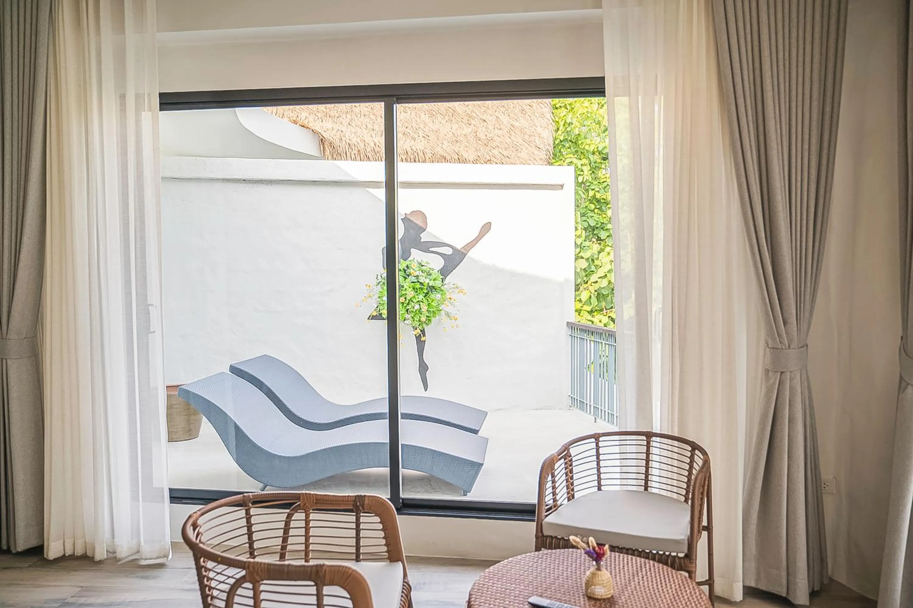 Balcony/Terrace in Villa De Leaf River Kaeng Krachan