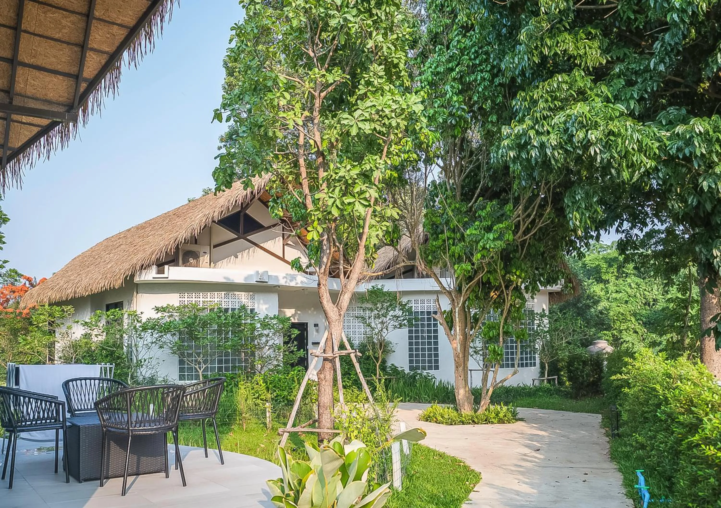 Facade/entrance in Villa De Leaf River Kaeng Krachan